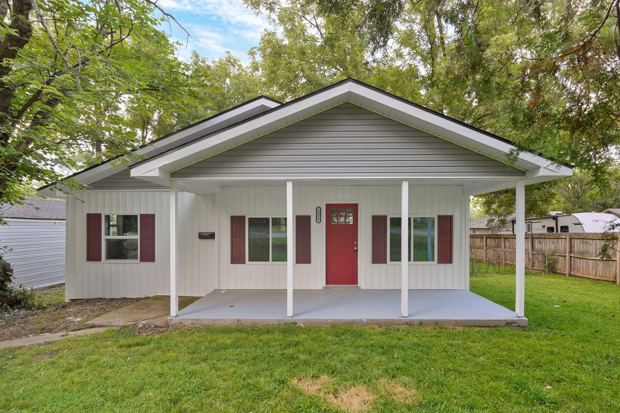 3023 W State Street, Springfield MO 65802