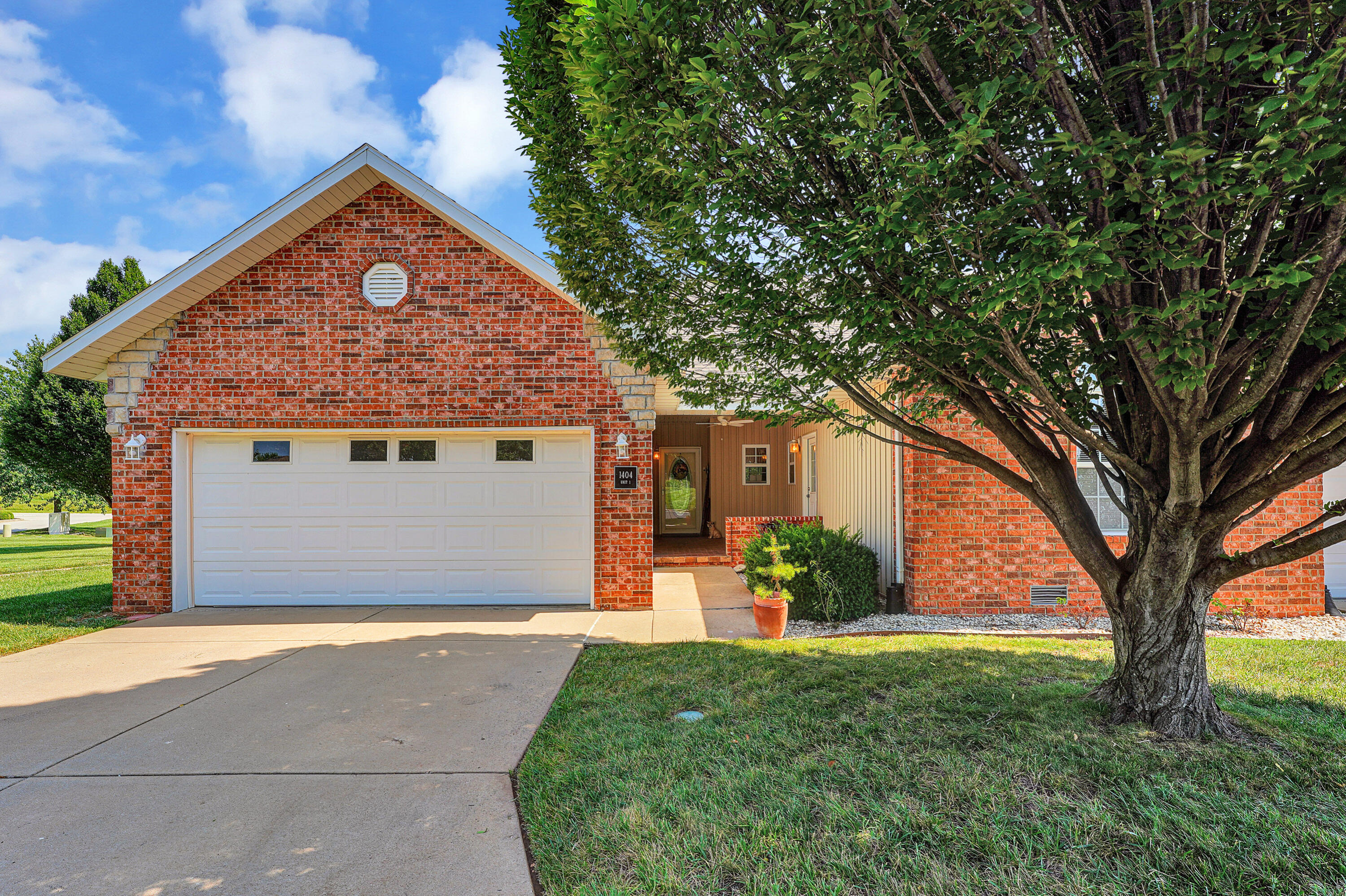 1404 N Sandy Creek Circle Unit Unit 1, Nixa MO 65714
