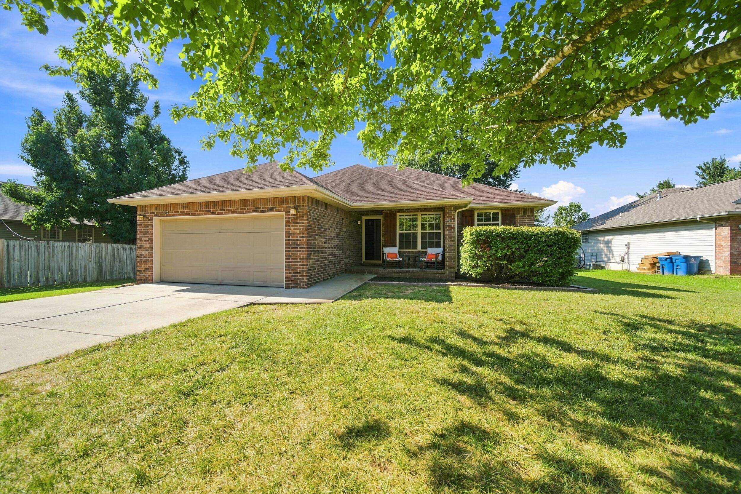 1004 Glen Oaks Drive, Nixa MO 65714