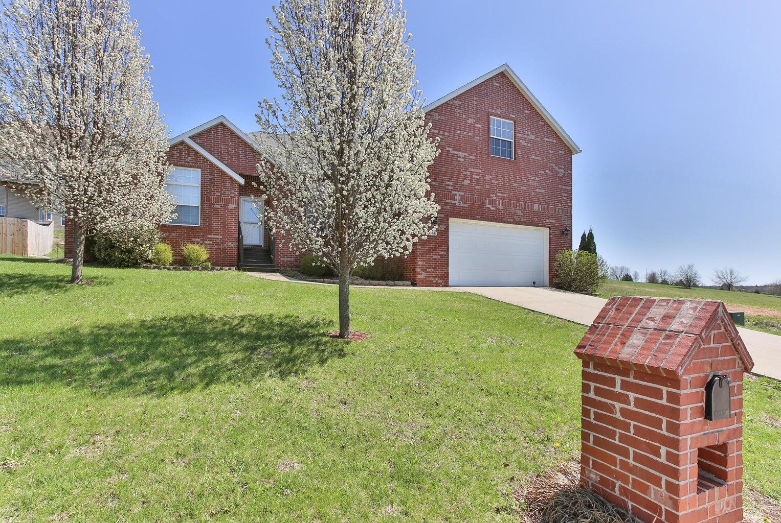 848 S Black Sands Avenue, Nixa MO 65714