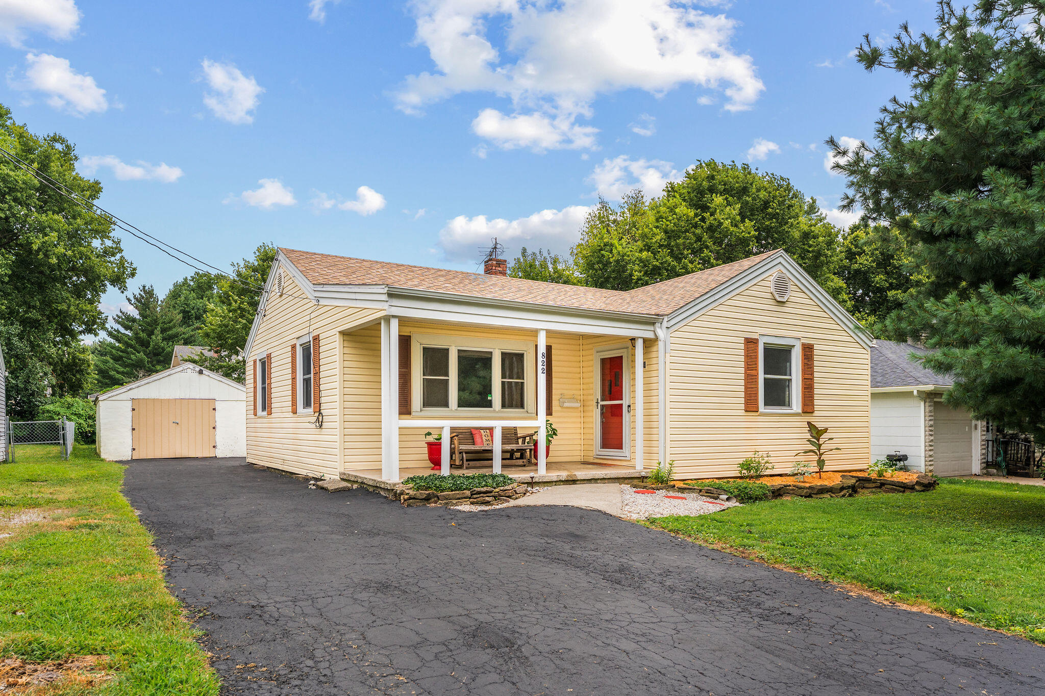 822 S Rogers Avenue, Springfield MO 65804