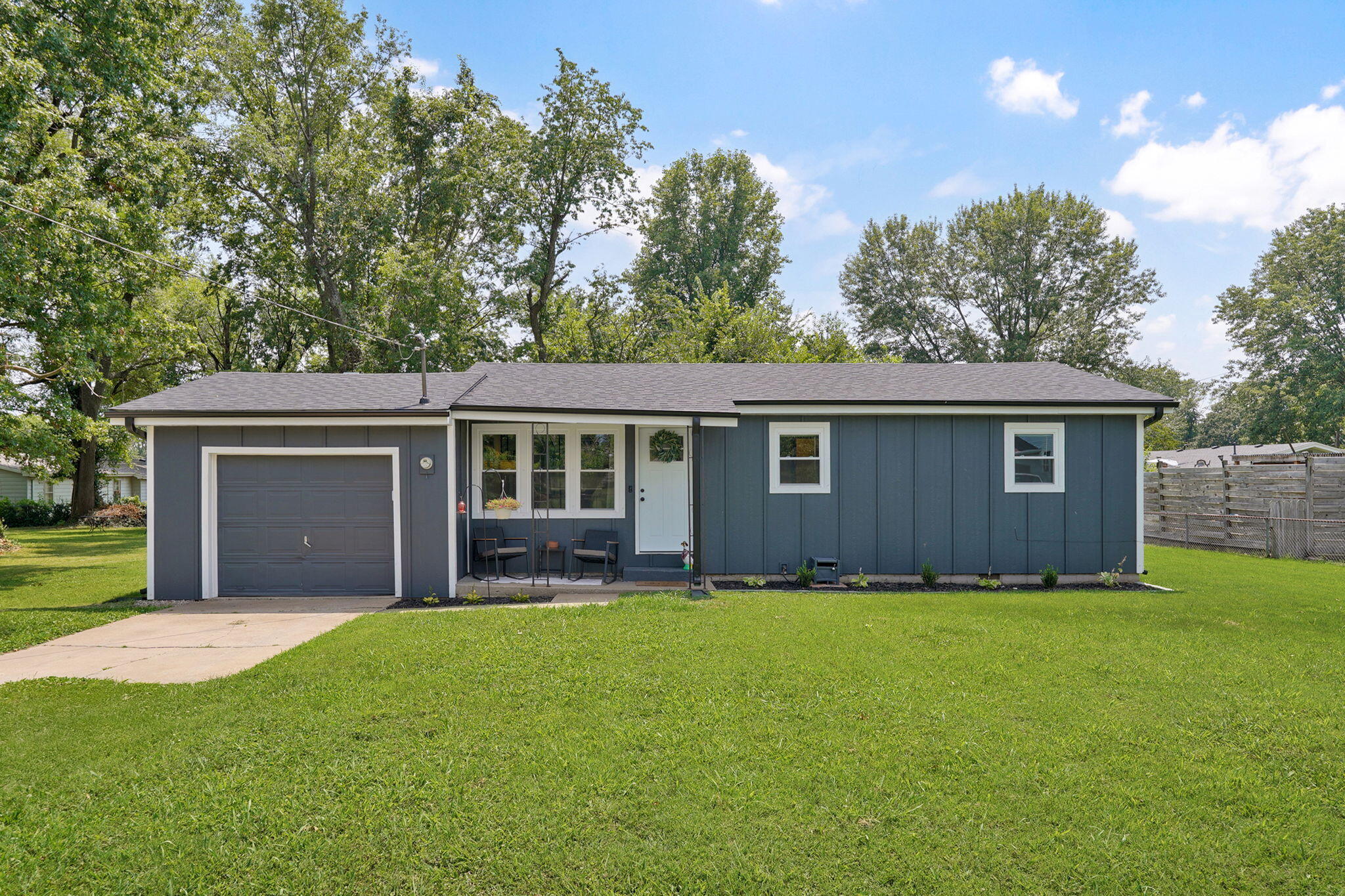 4030 W Collings Street, Springfield MO 65803