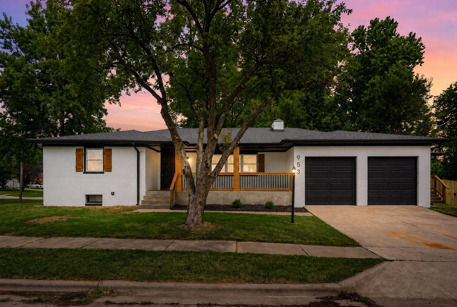 953 W Kerr Street, Springfield MO 65803