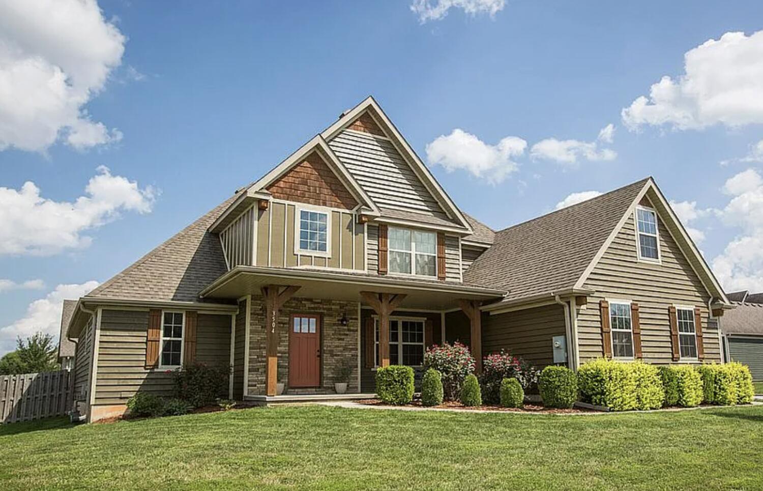 3504 N Ledgestone Drive, Ozark MO 65721