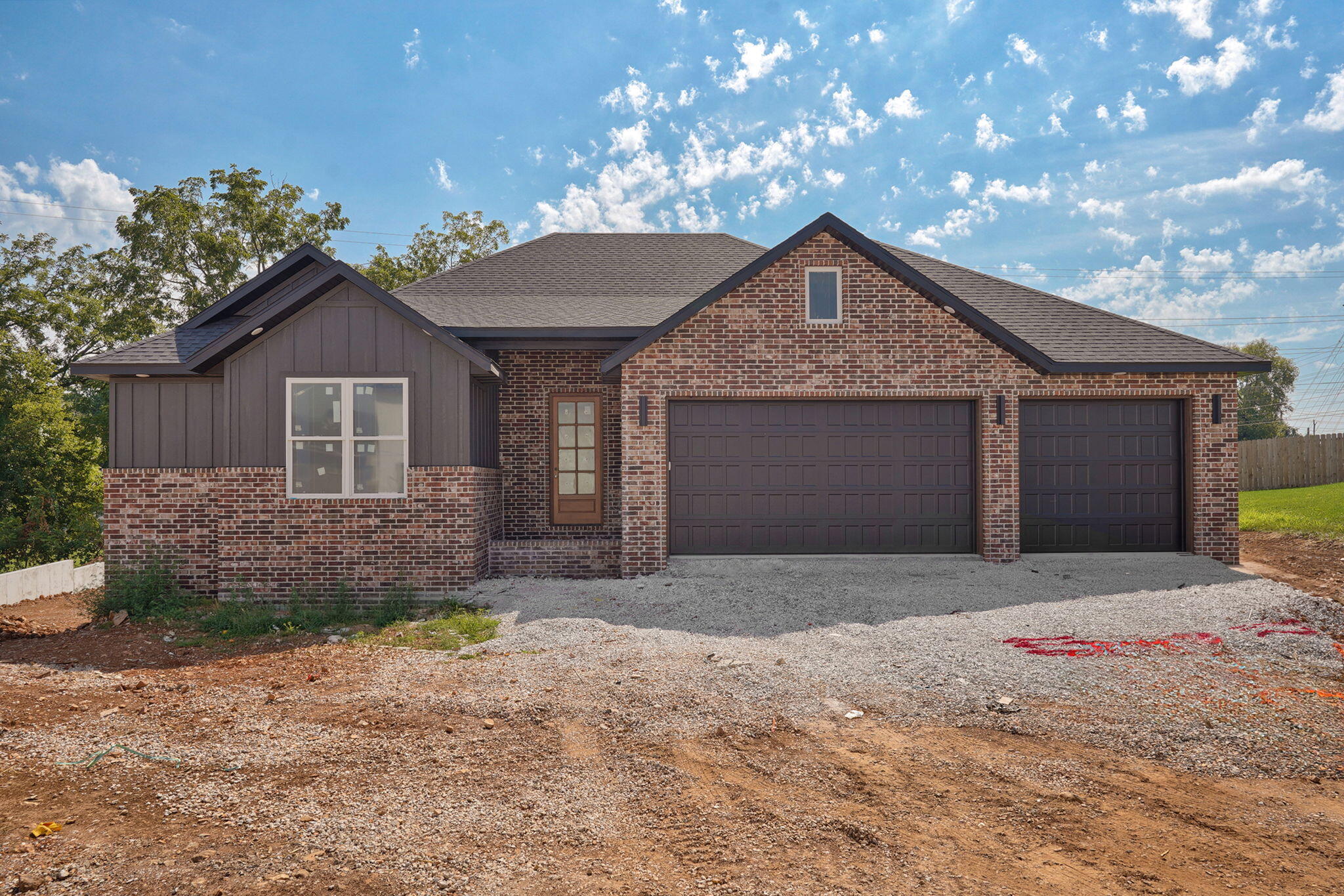 4972 S Sycamore Avenue, Springfield MO 65810