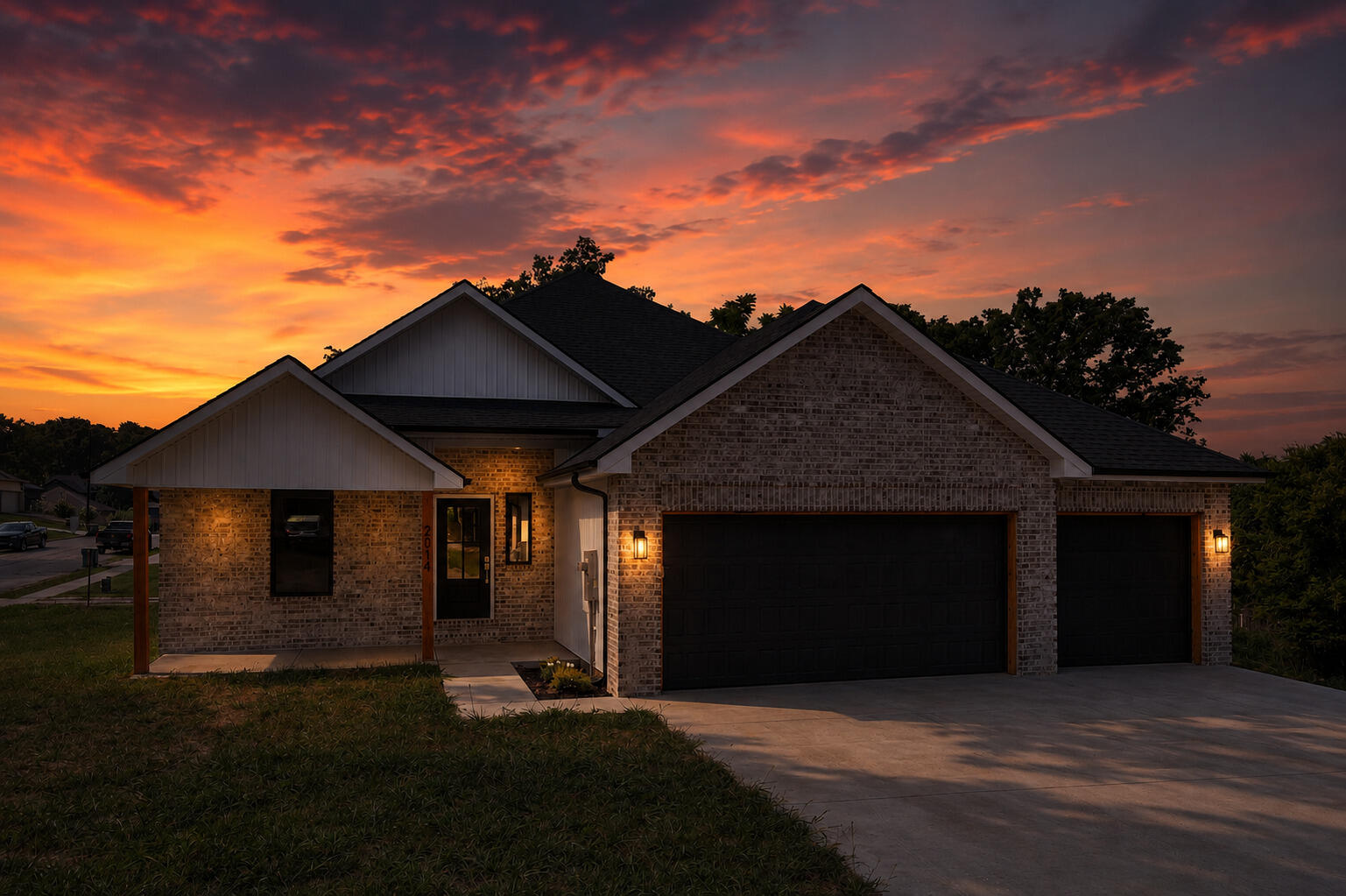 2014 E Jay Street, Ozark MO 65721