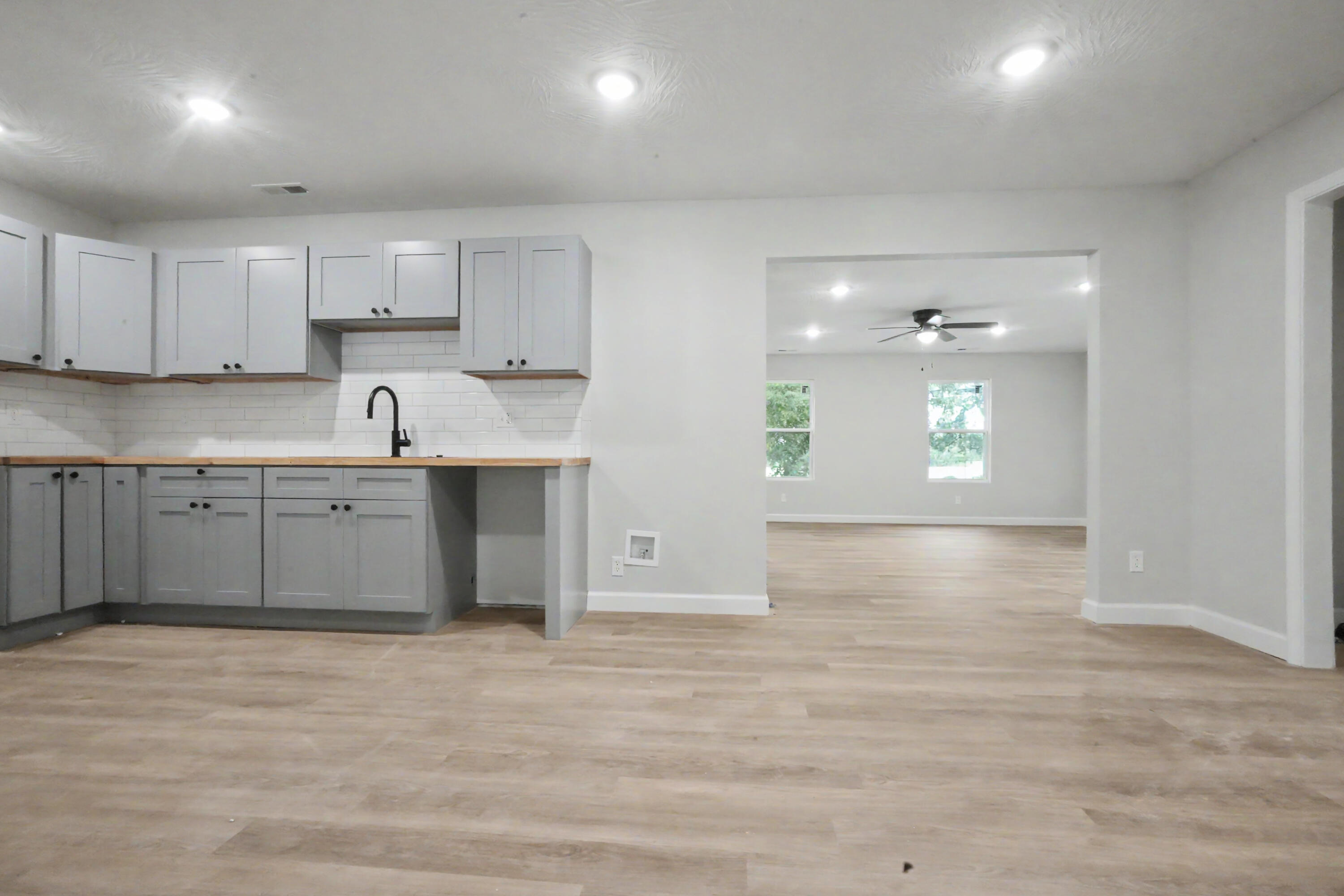 2752 W Sylvia Court, Springfield MO 65803
