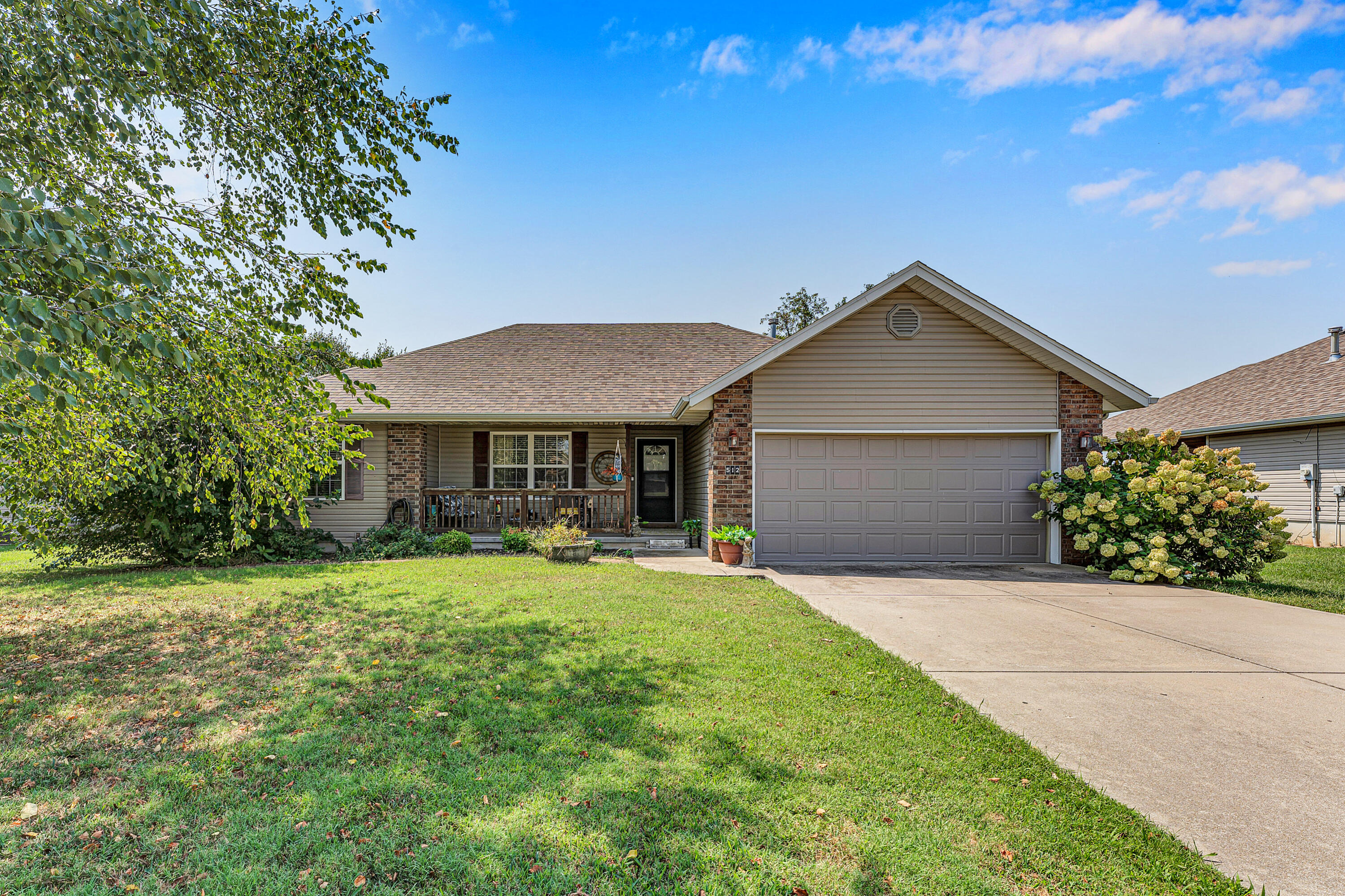 512 Rice Street, Clever MO 65631