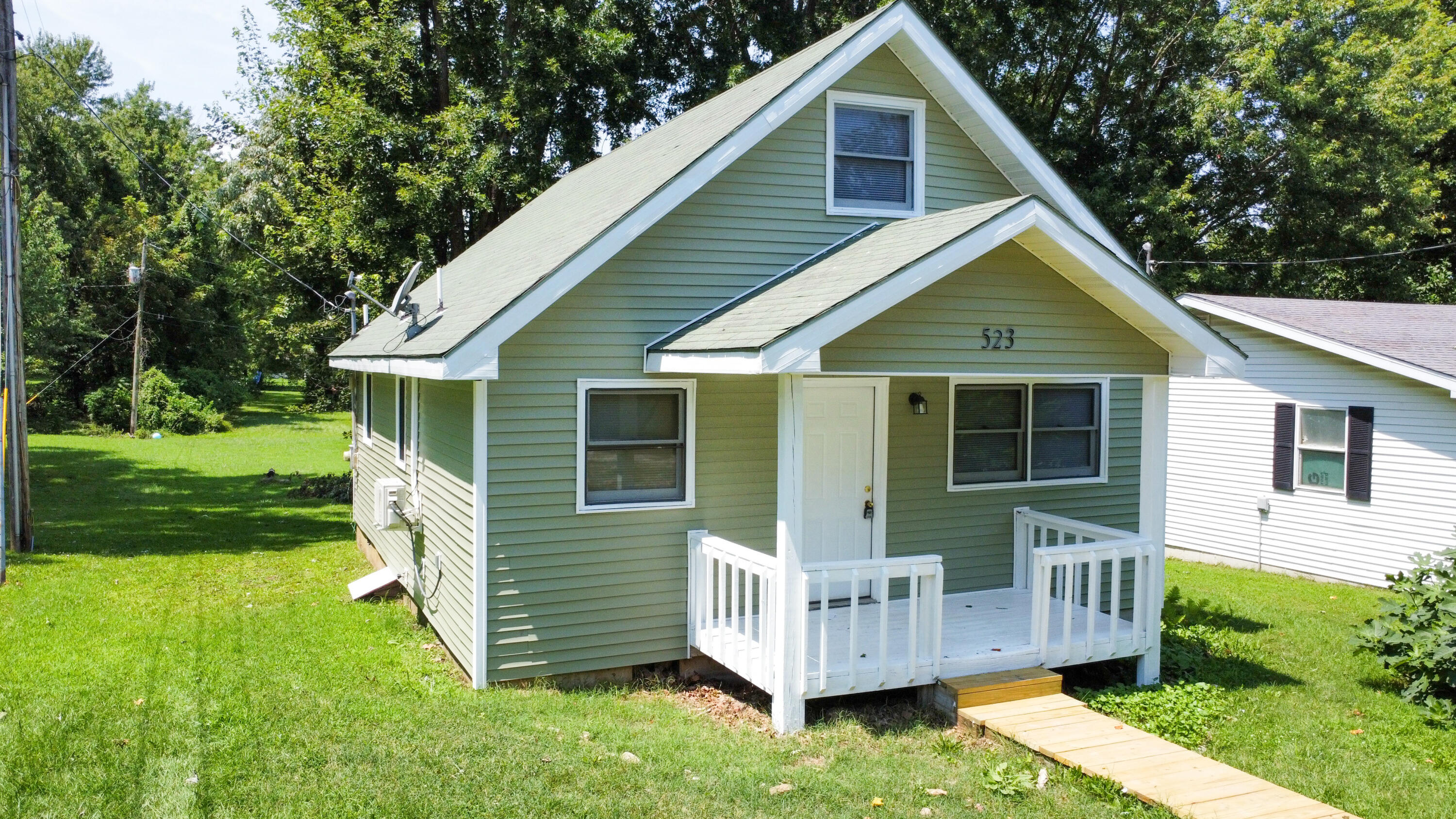 523 S Elm Street, Marshfield MO 65706