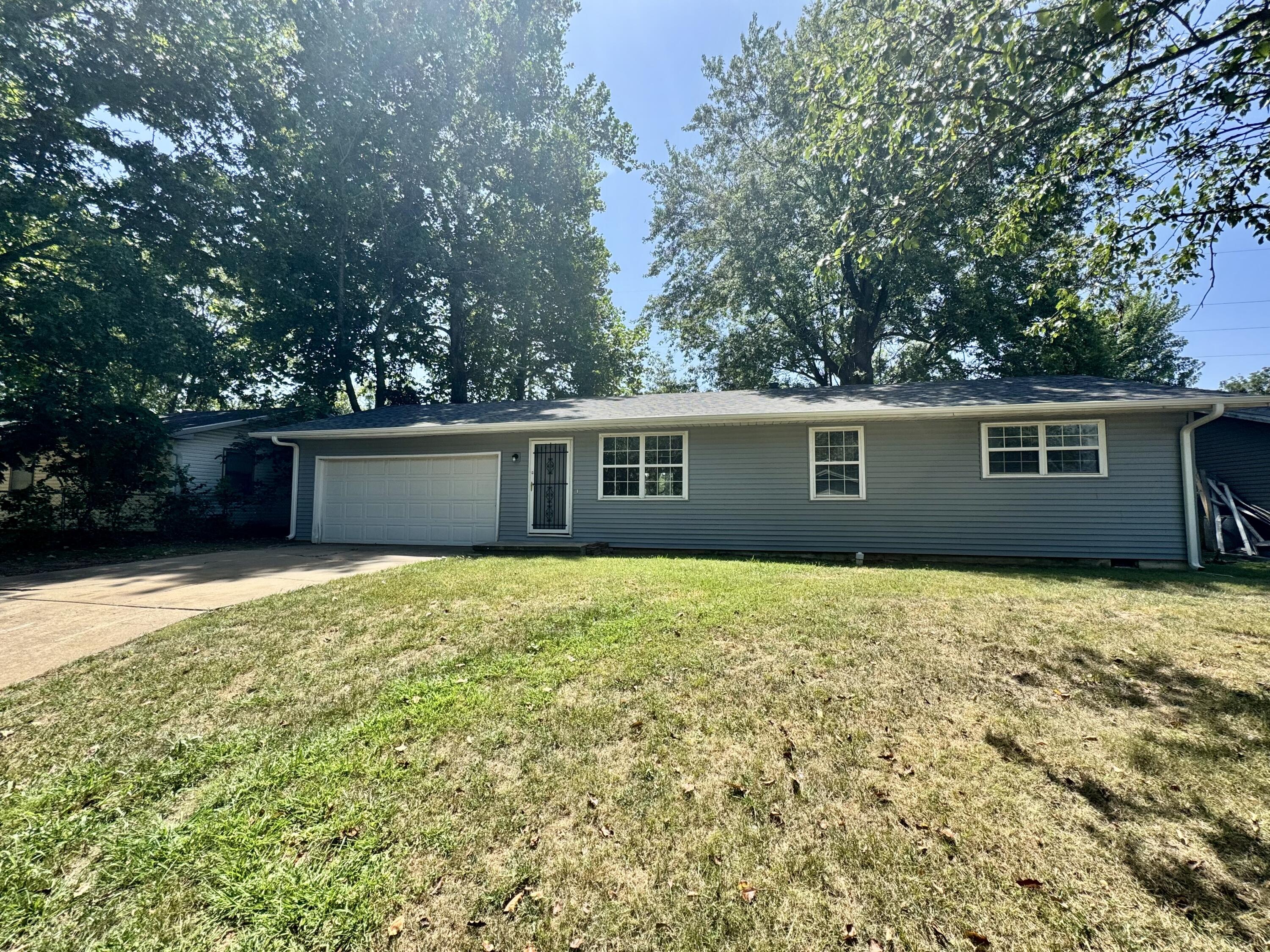 2908 W Scott Street, Springfield MO 65802