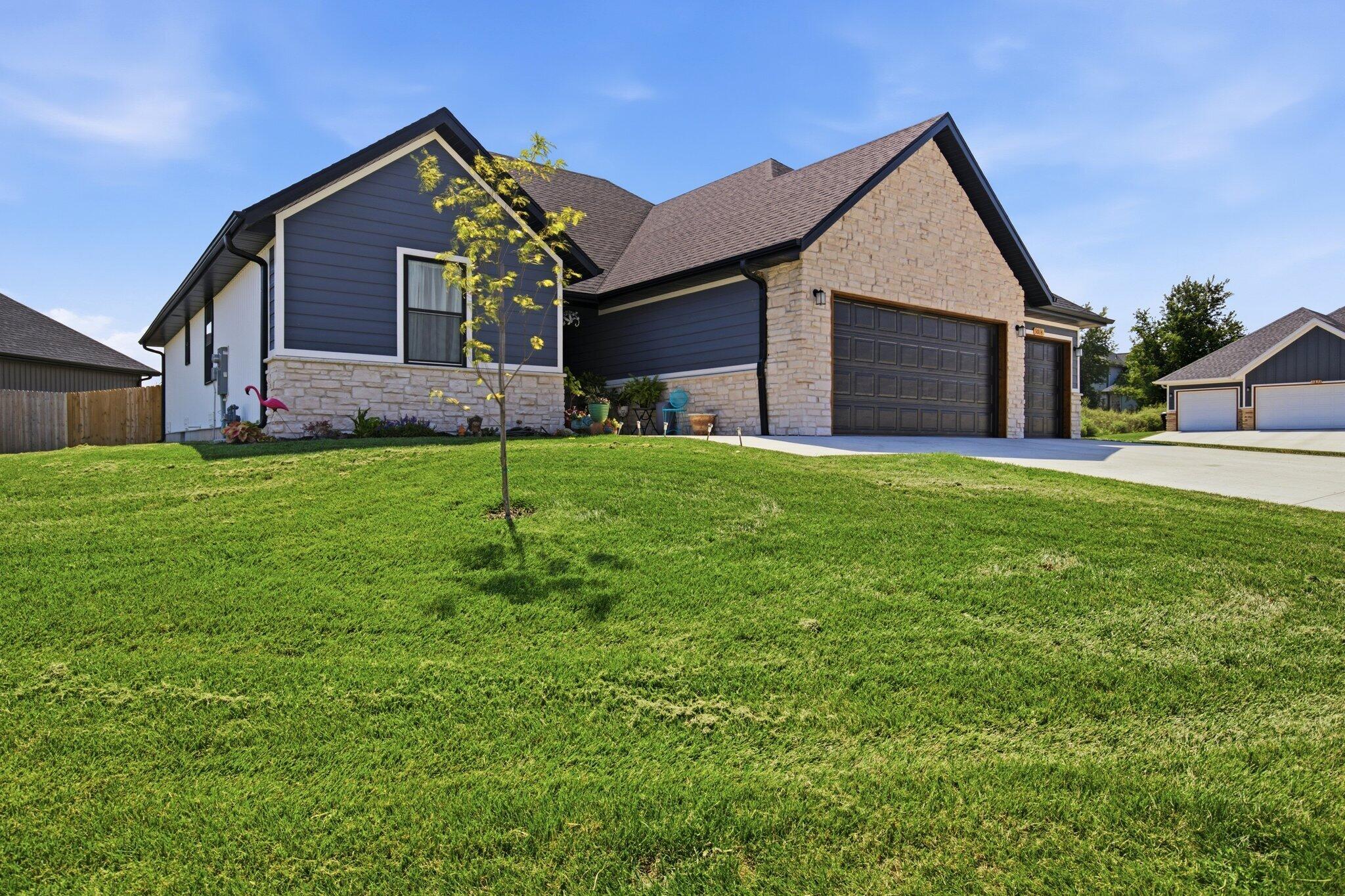 3014 E Heritage Street, Republic MO 65738