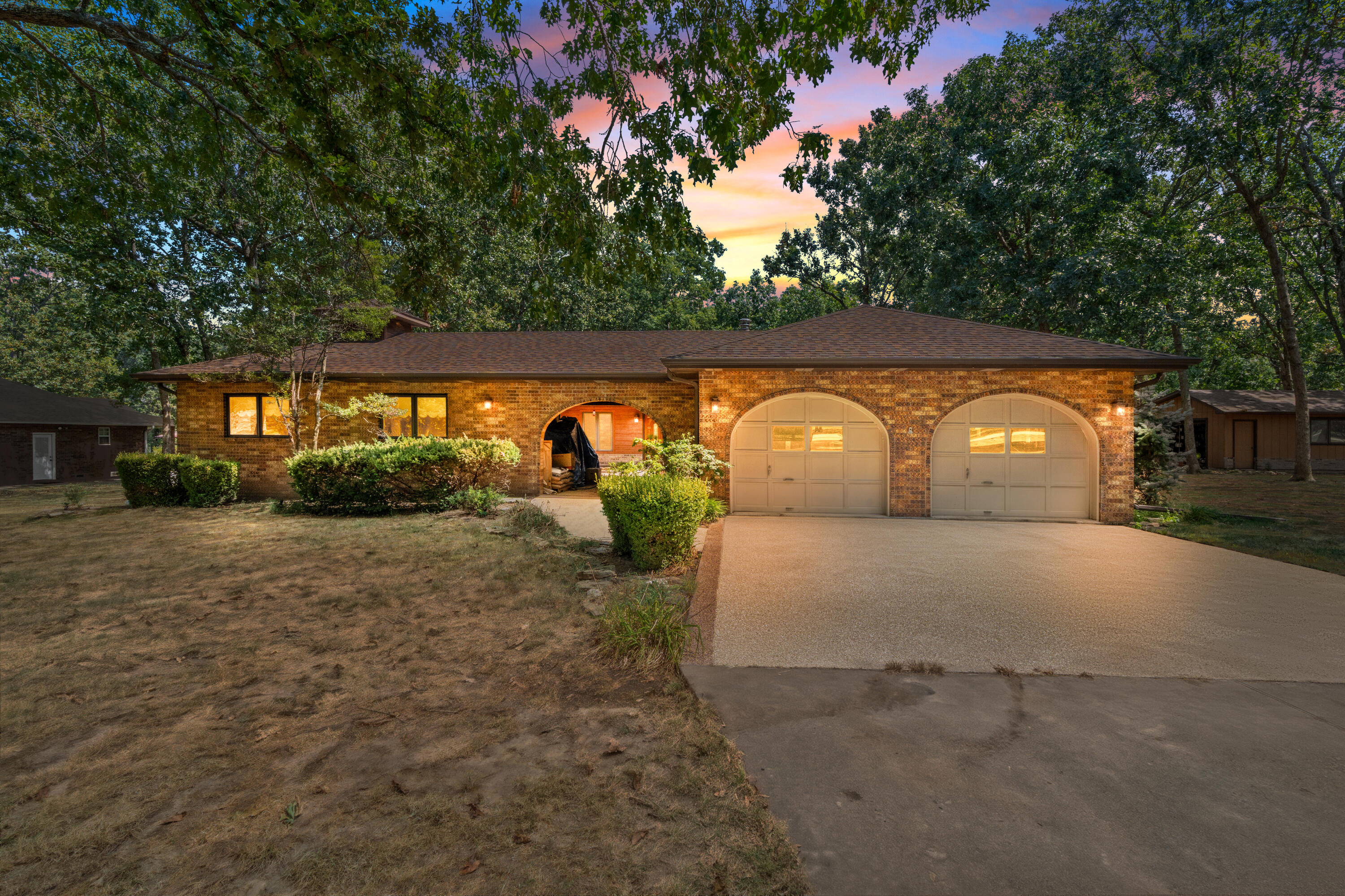 1740 Briarwood Drive, Marshfield MO 65706