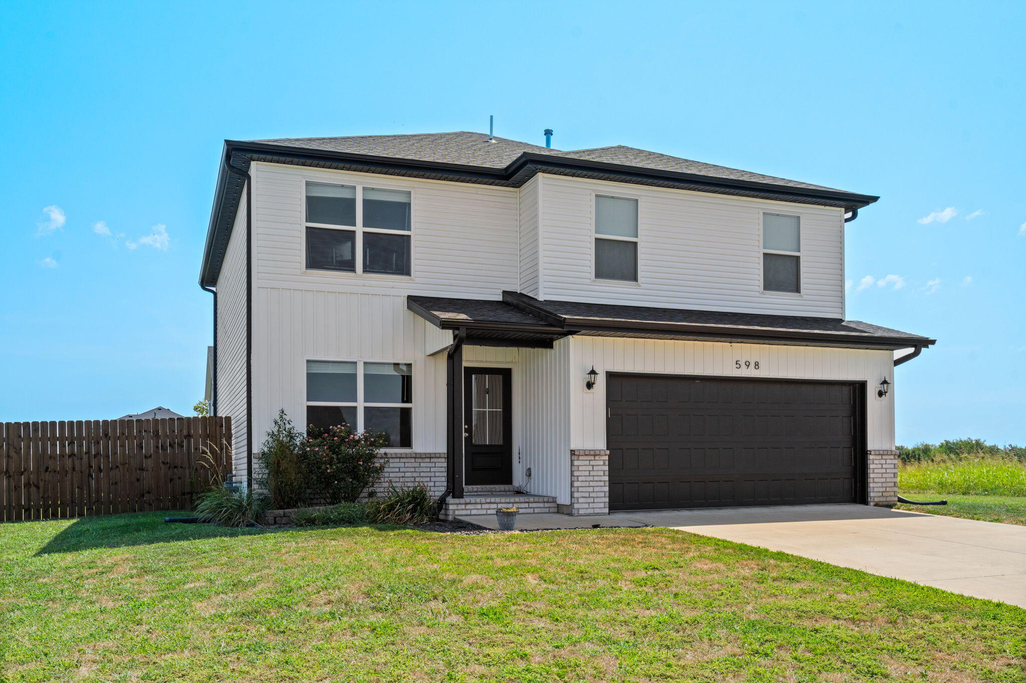 598 S Caroline Avenue, Republic MO 65738