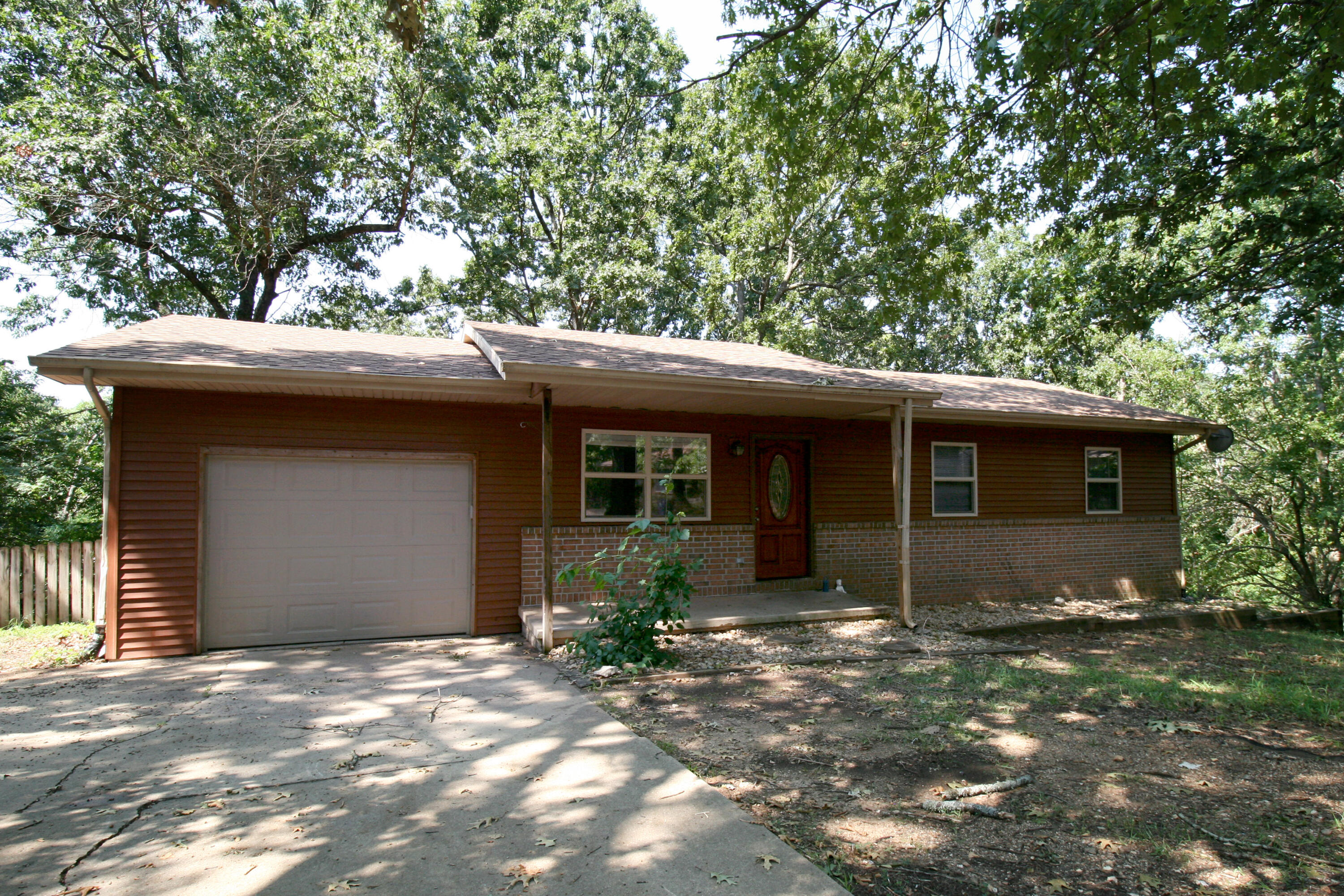 1201 E East Court, Ozark MO 65721