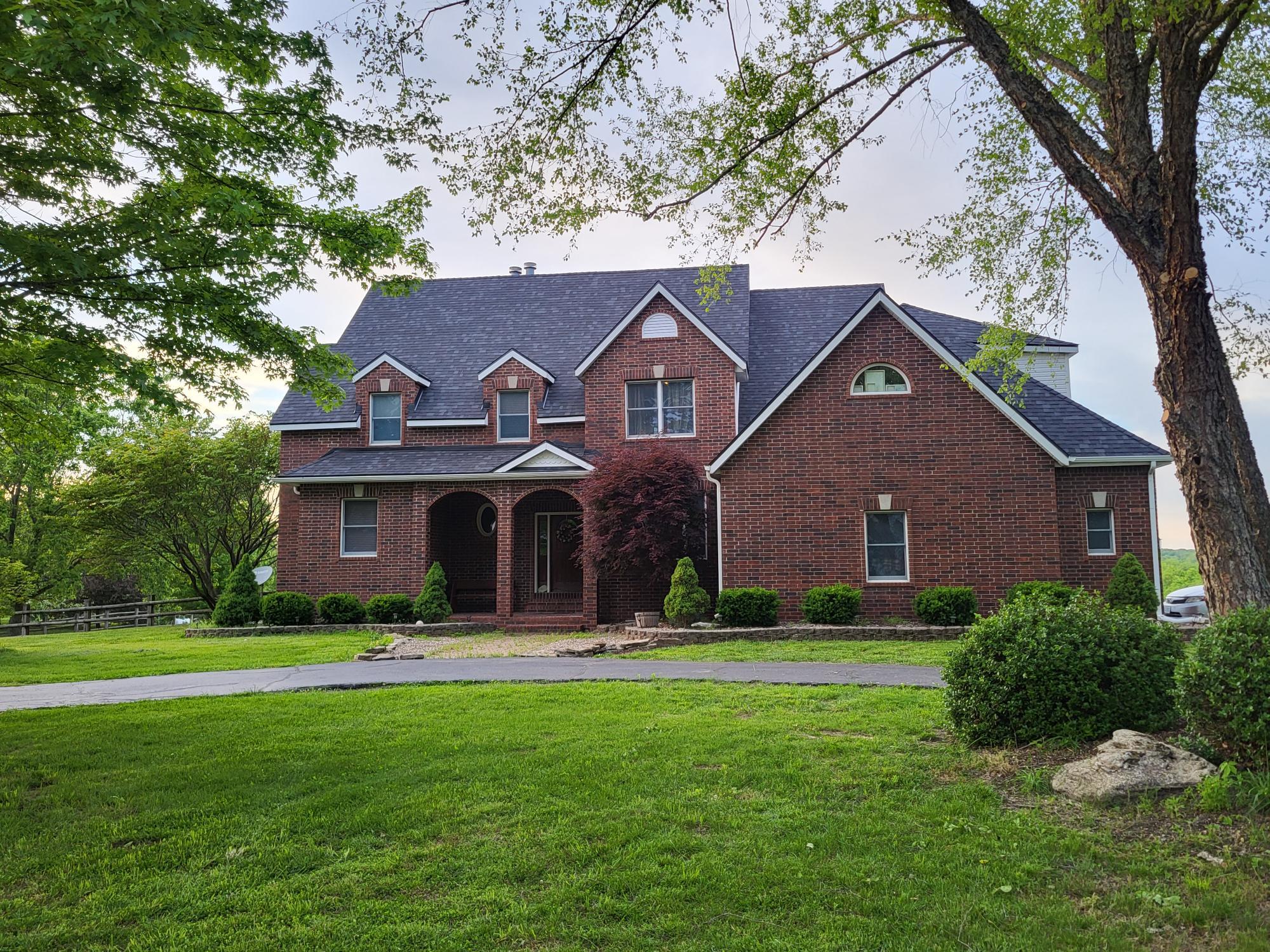 7071 E Farm Road 194, Rogersville MO 65742