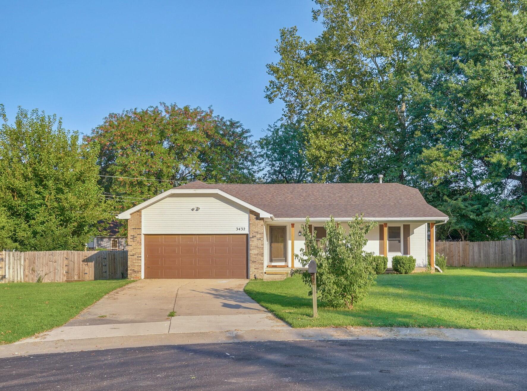 3432 W Regal Court, Springfield MO 65807