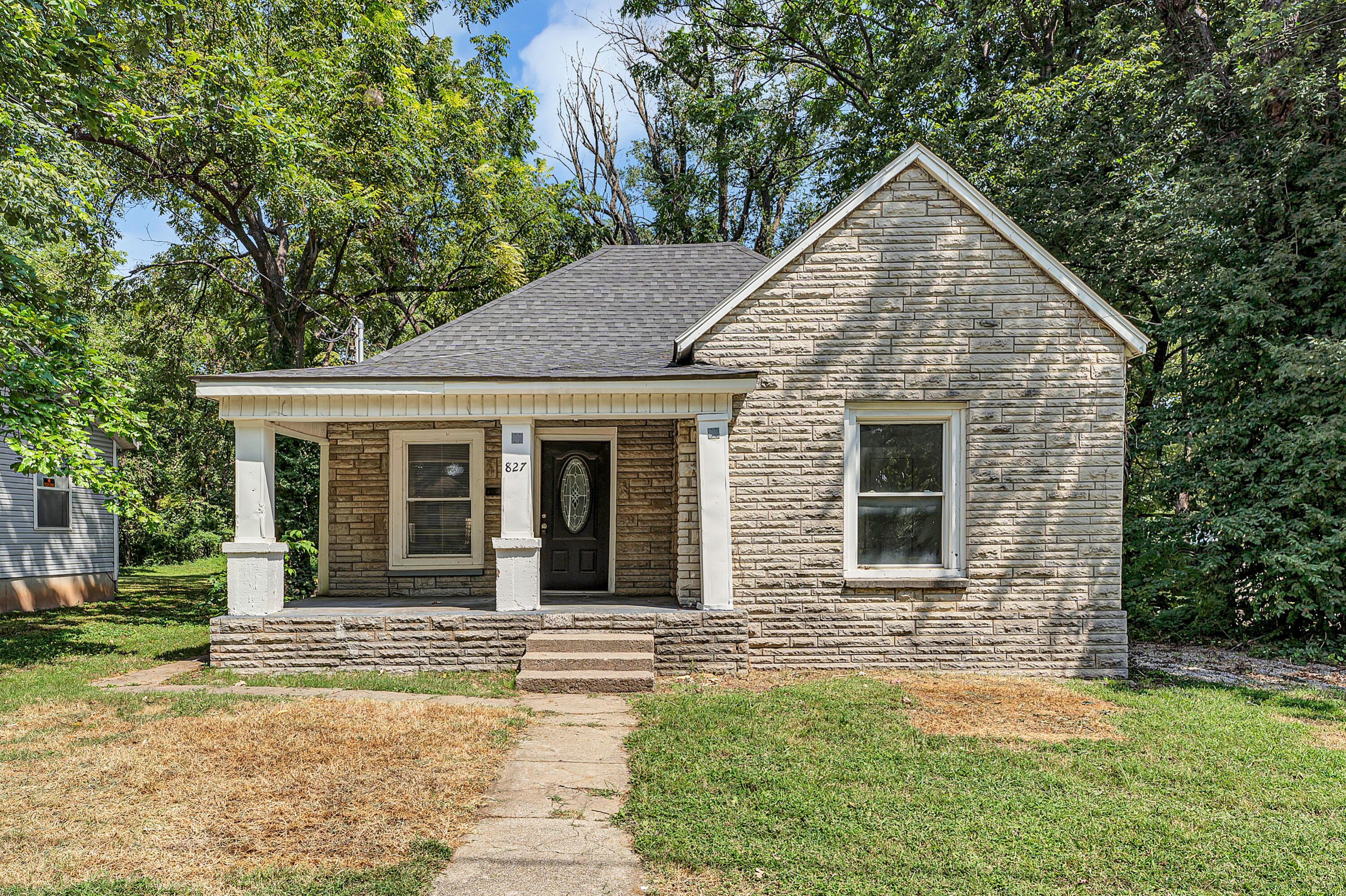 827 E Garfield Street, Springfield MO 65803