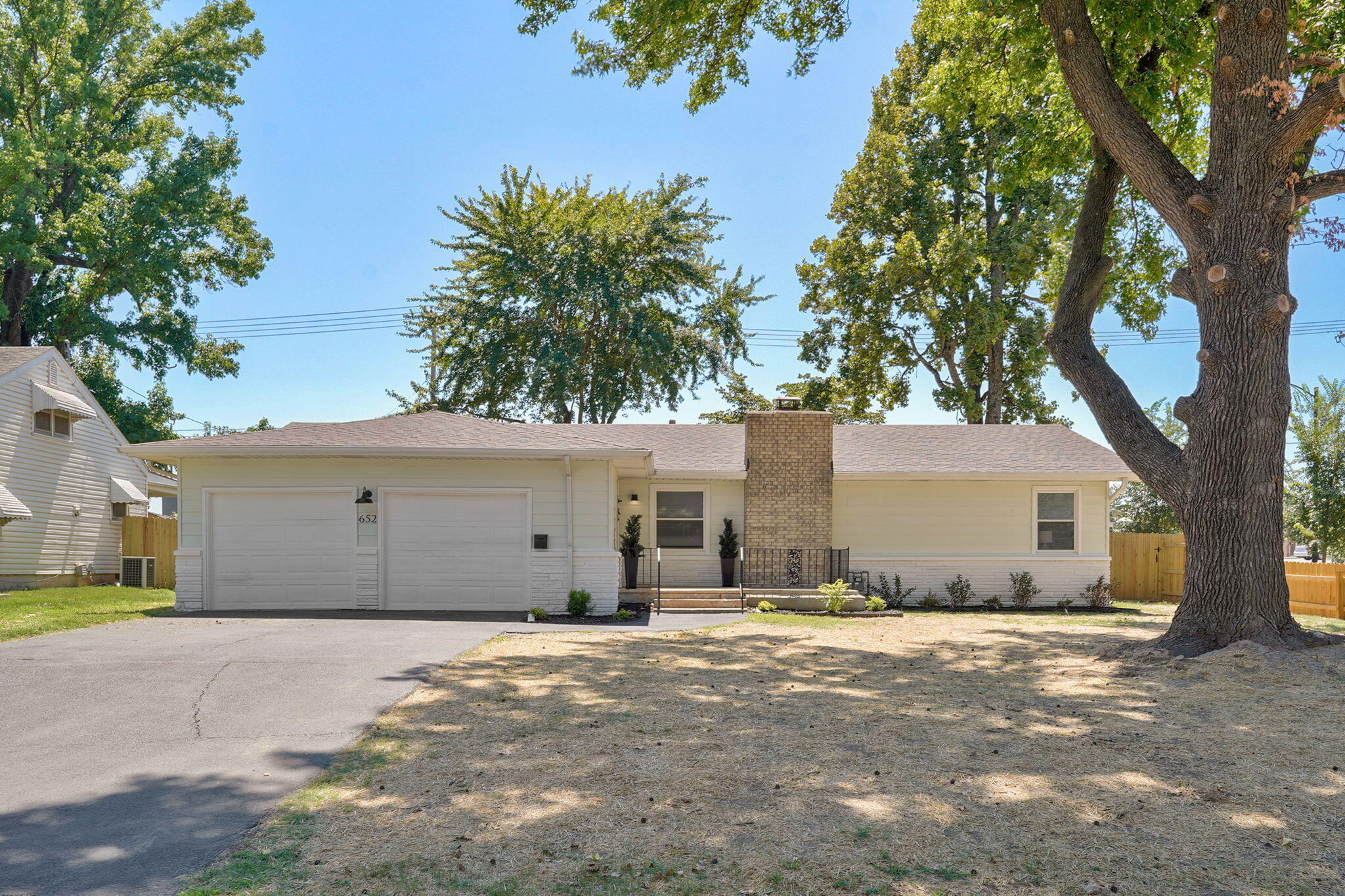 652 W University Street, Springfield MO 65807