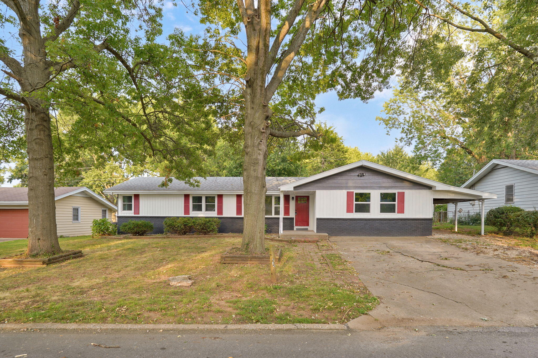 3552 S Franklin Avenue, Springfield MO 65807