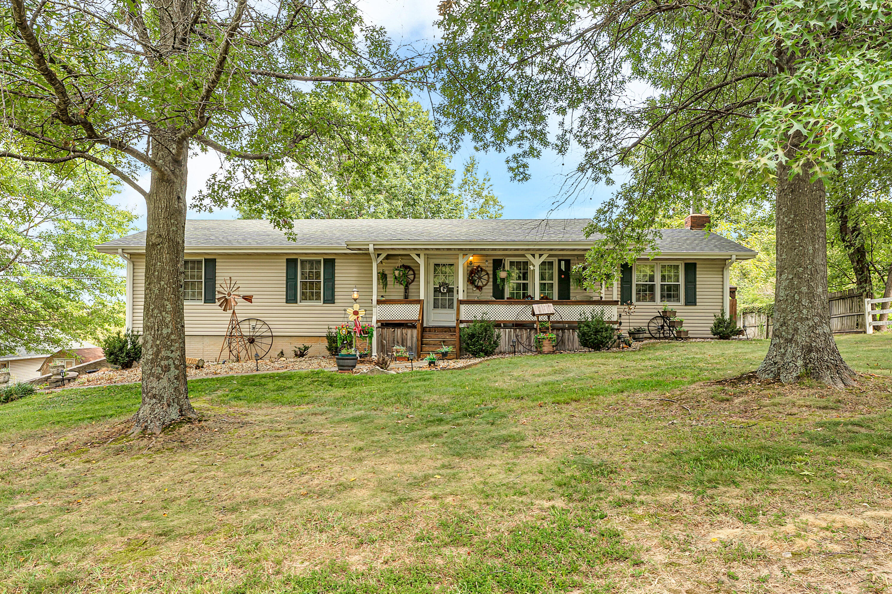 441 Indian Hills Lane, Strafford MO 65757