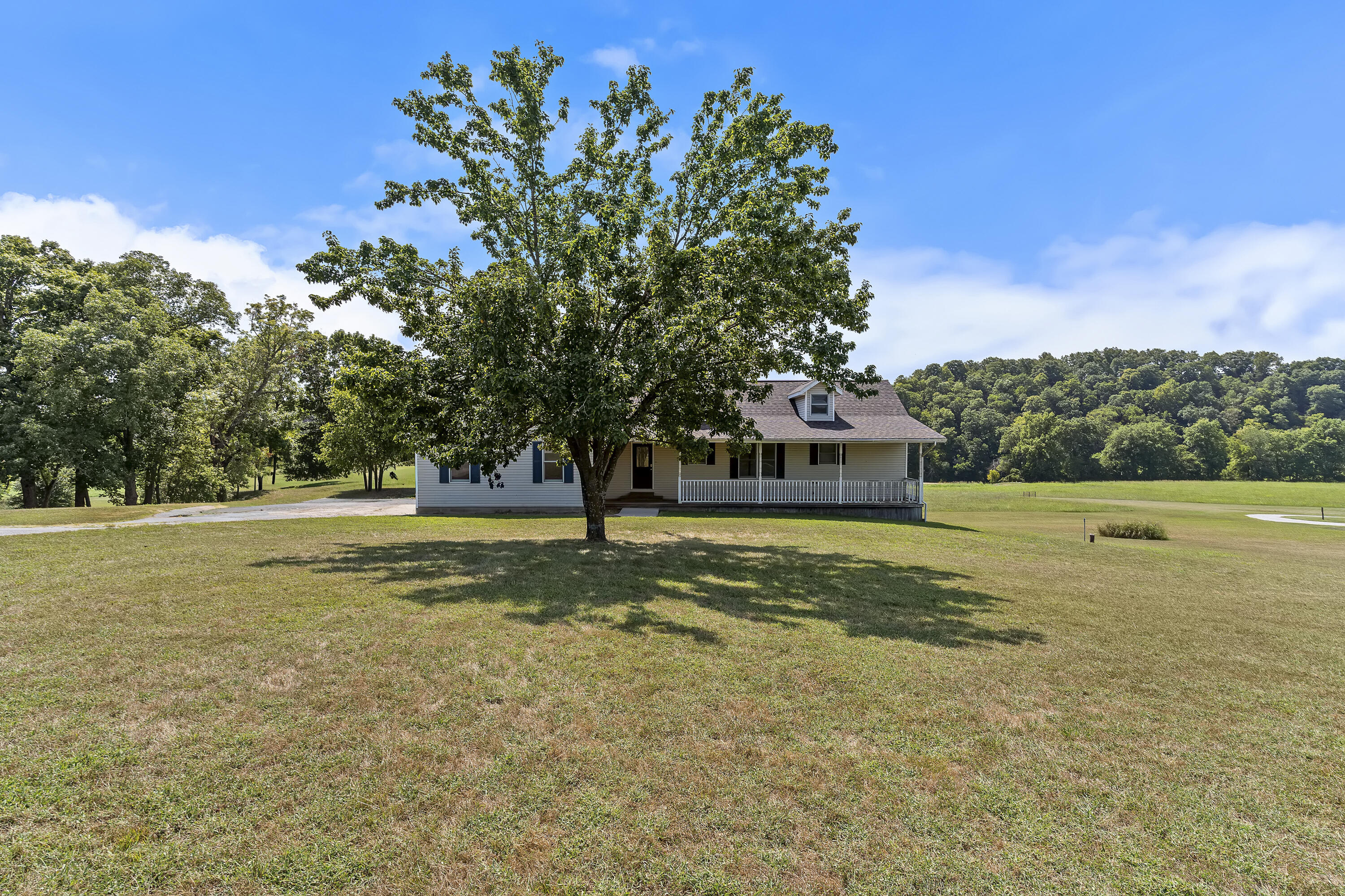 2065 W Horse Haven Trail, Nixa MO 65714
