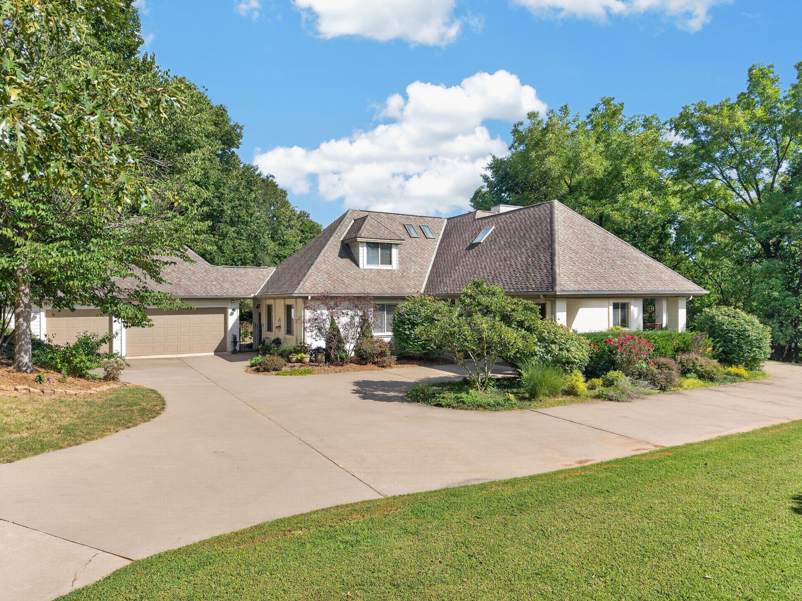 6296 S Farm Road 169, Ozark MO 65721