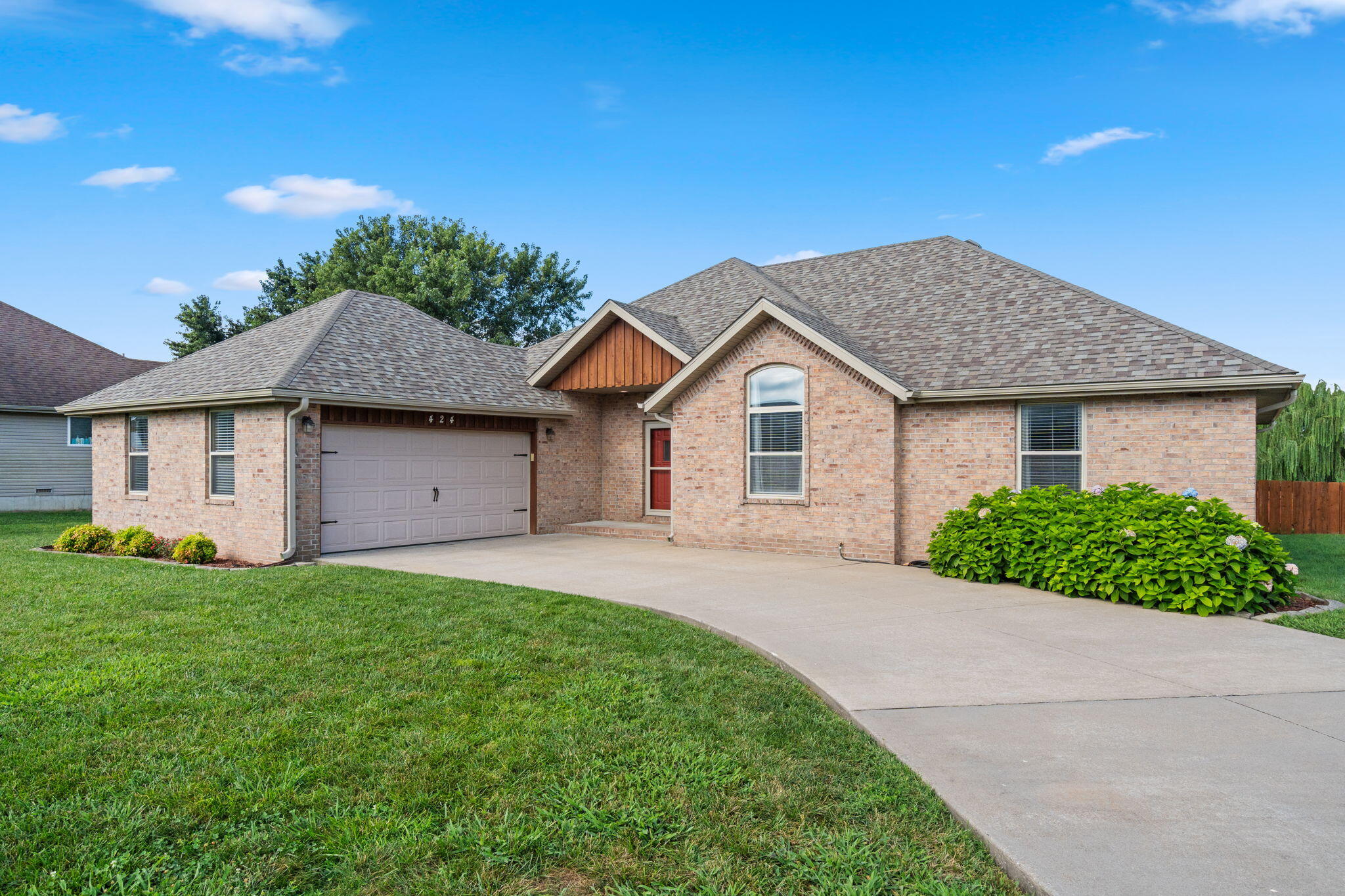 424 Columbine Street, Rogersville MO 65742