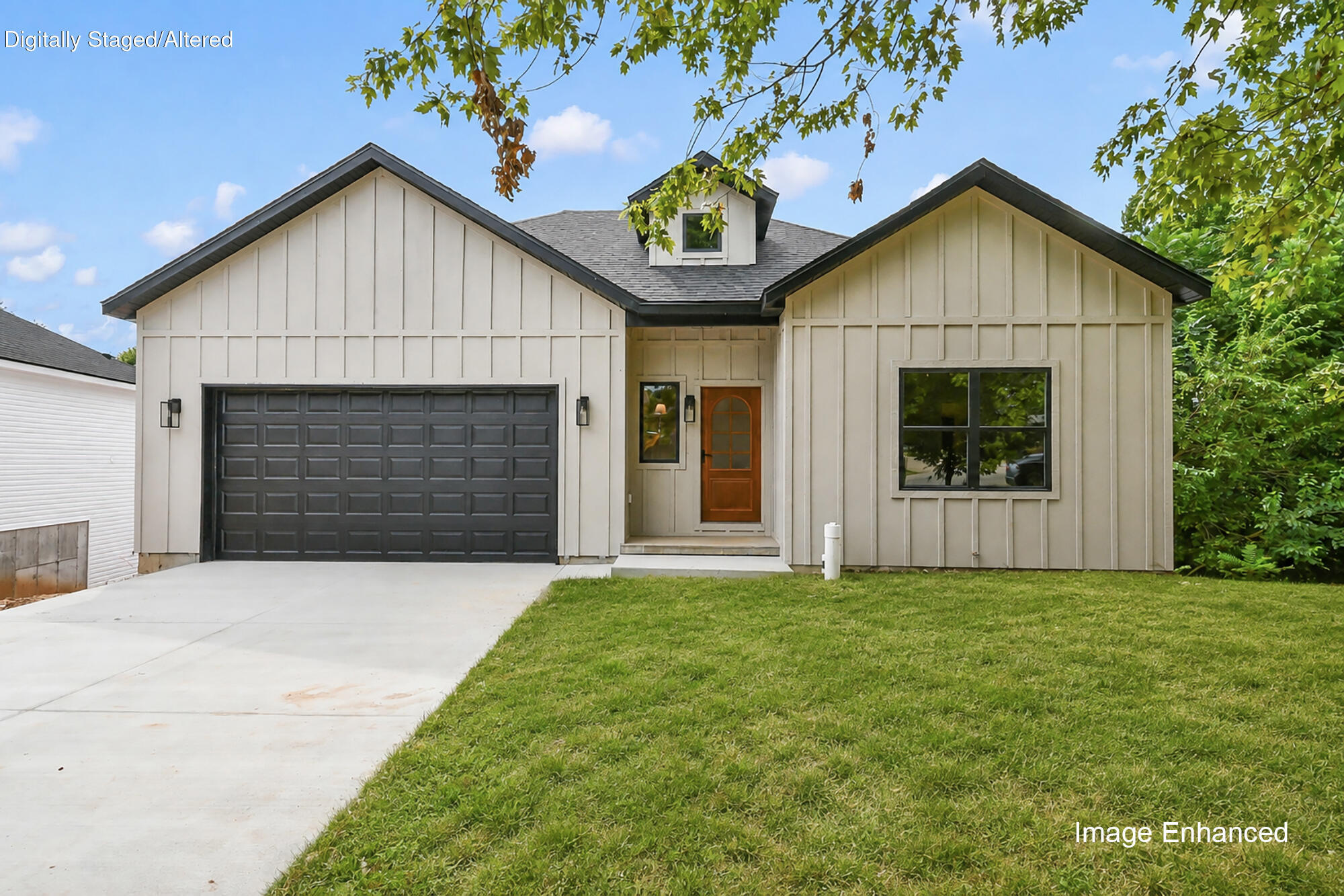 606 E Oak Leaf Court, Nixa MO 65714