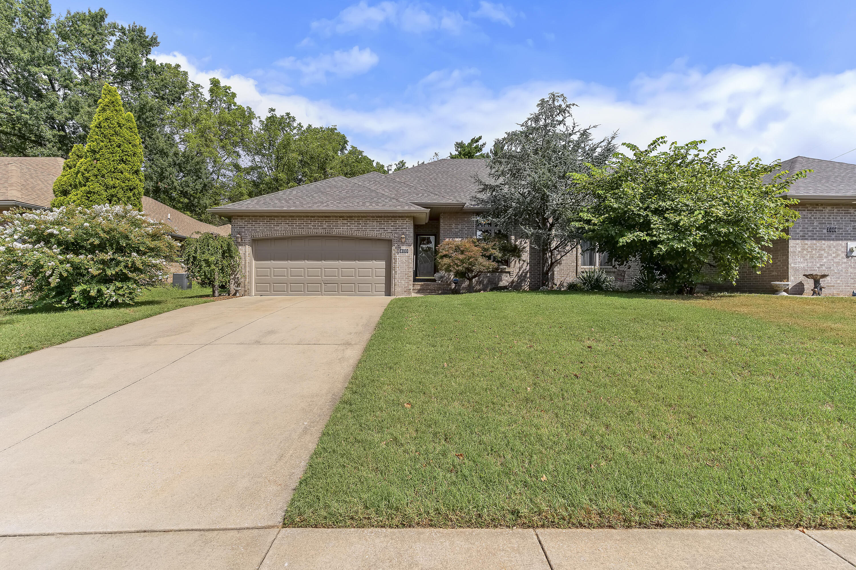 3111 W Sunset Street, Springfield MO 65807