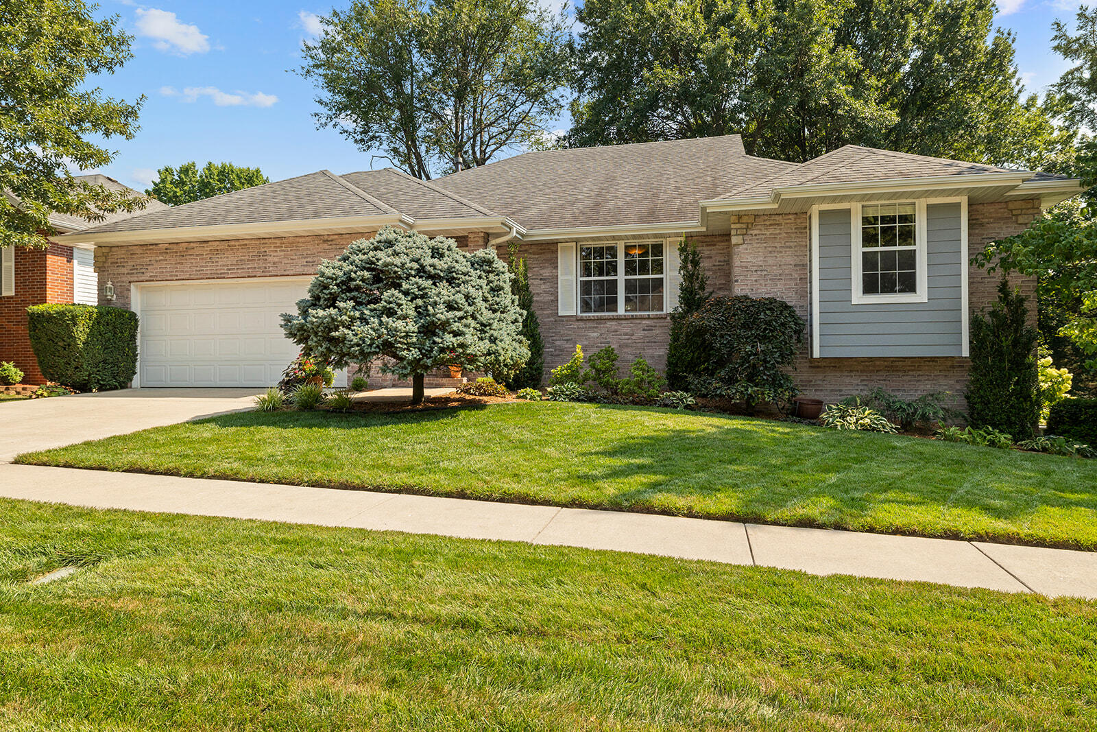2078 W Sexton Drive, Springfield MO 65810