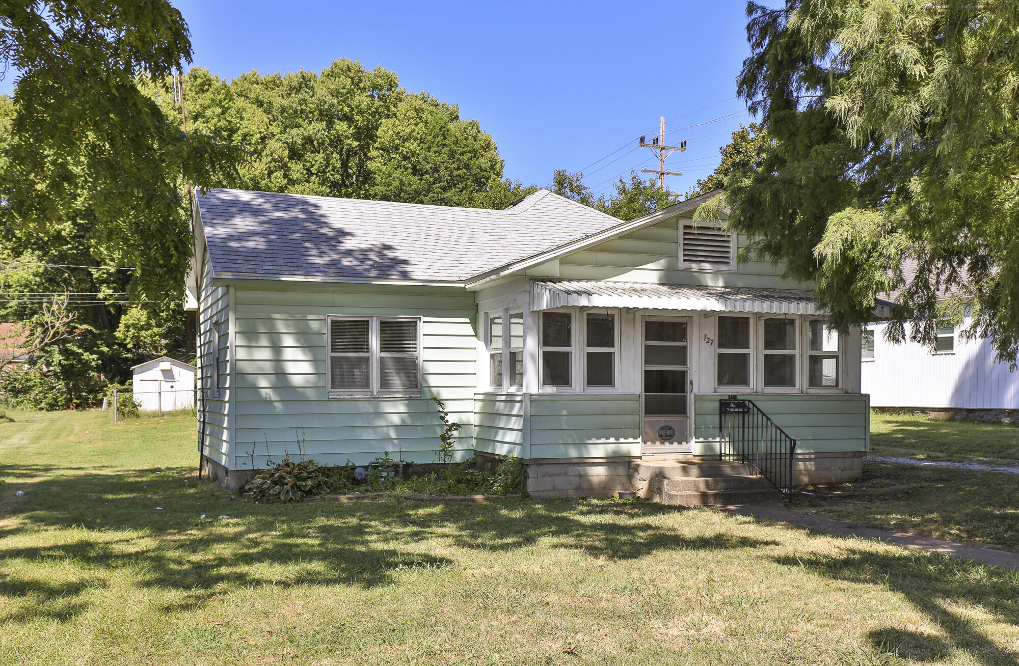 727 N Fremont Avenue, Springfield MO 65802