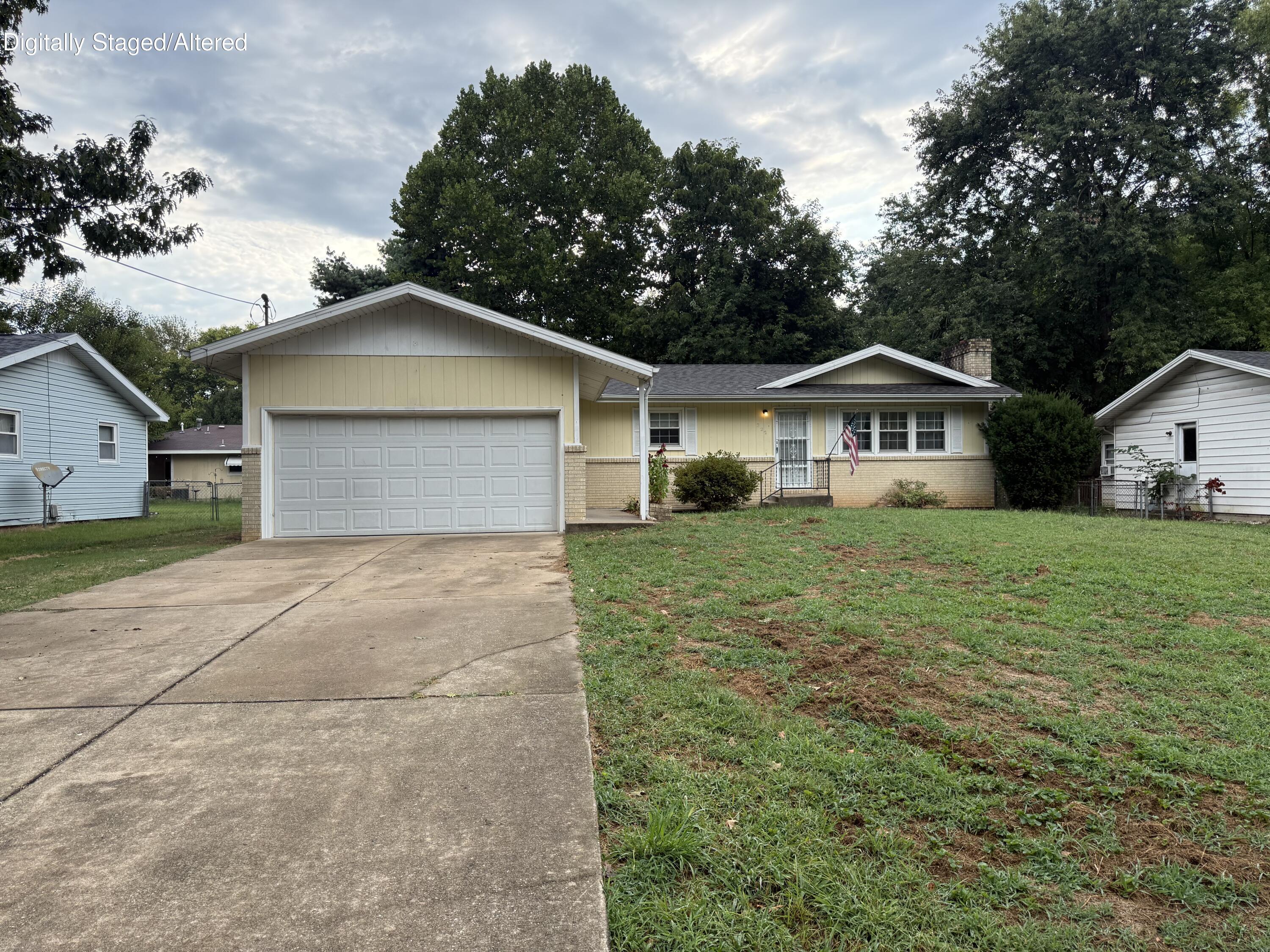 222 S Ken Avenue, Springfield MO 65802