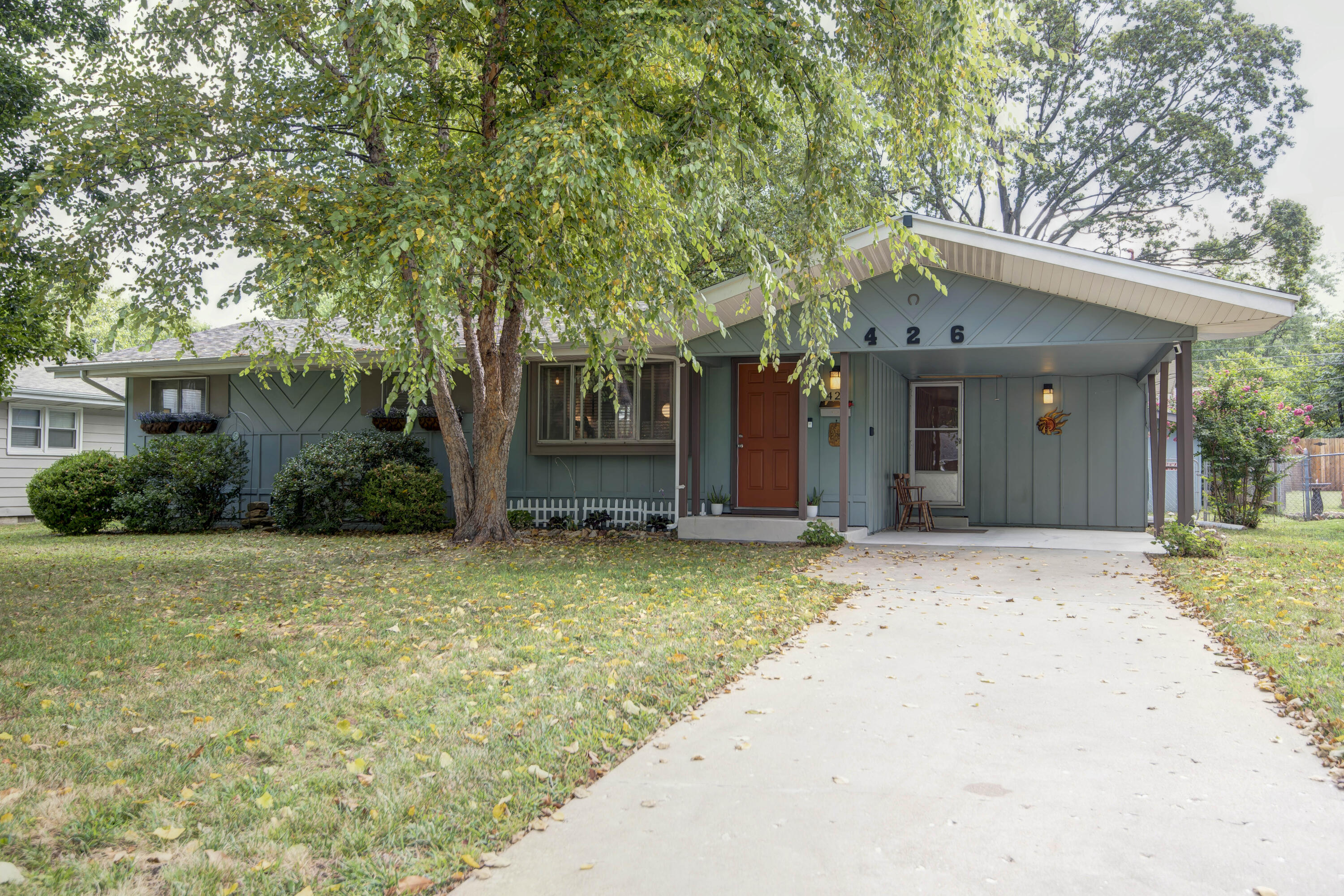 426 N Oak Grove Avenue, Springfield MO 65802