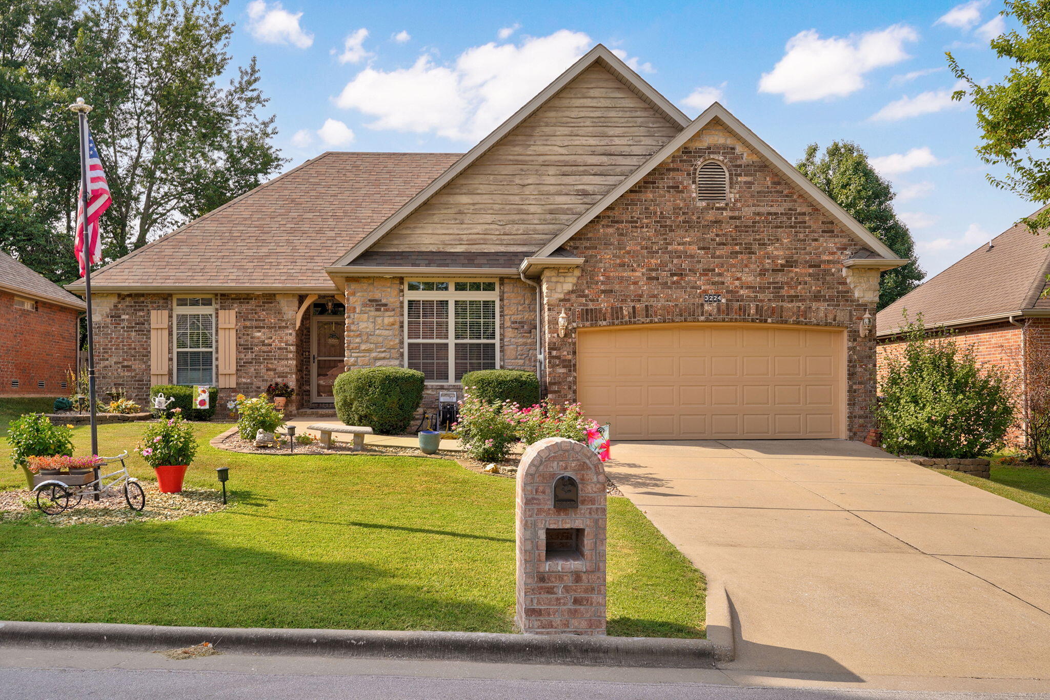 3224 W Melbourne Street, Springfield MO 65810