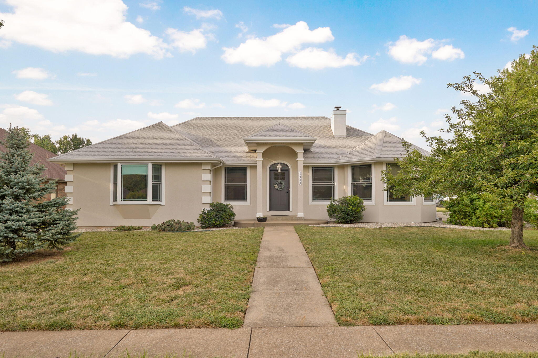 2371 W Allen Drive, Springfield MO 65810