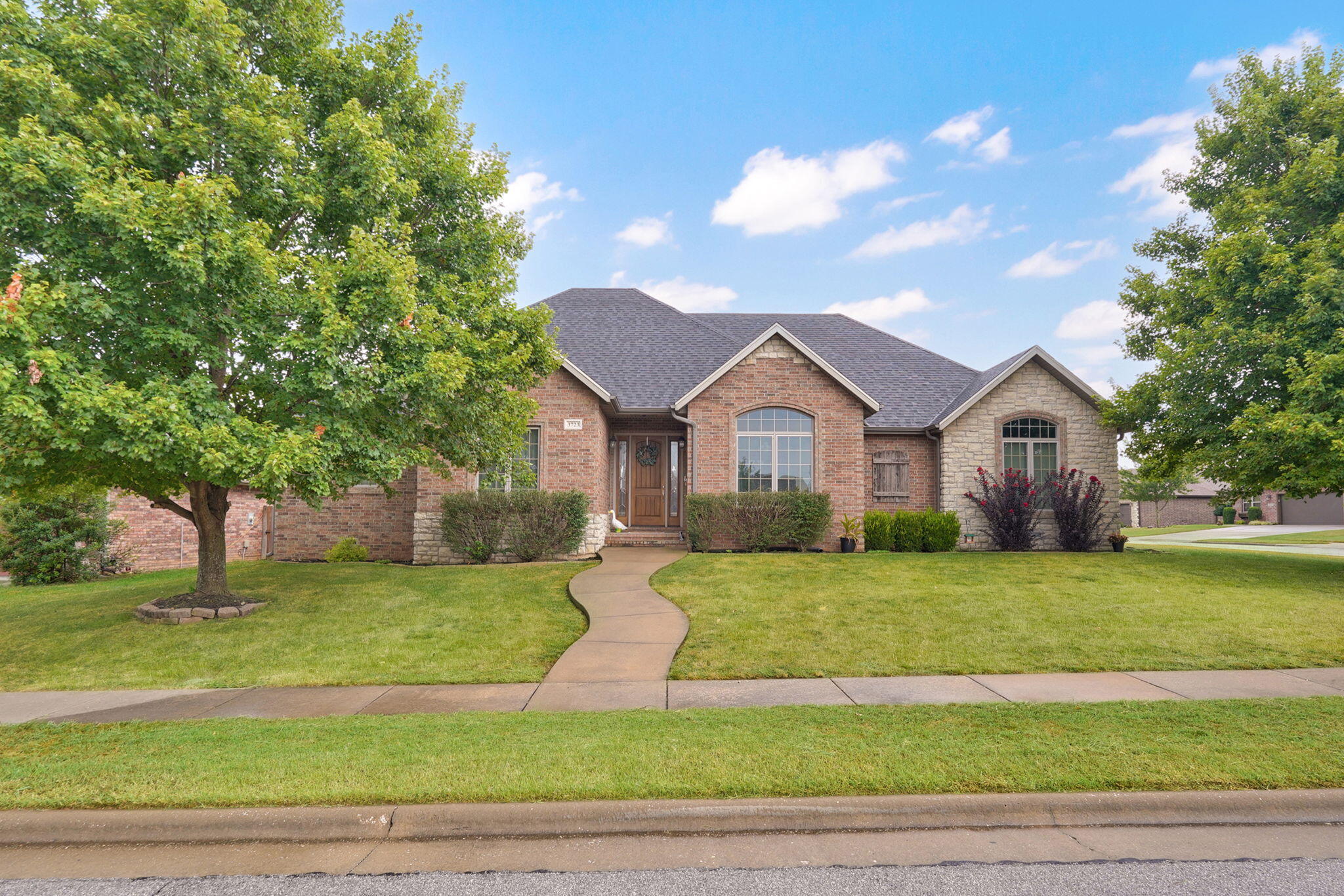3723 W River Rock Street, Springfield MO 65807