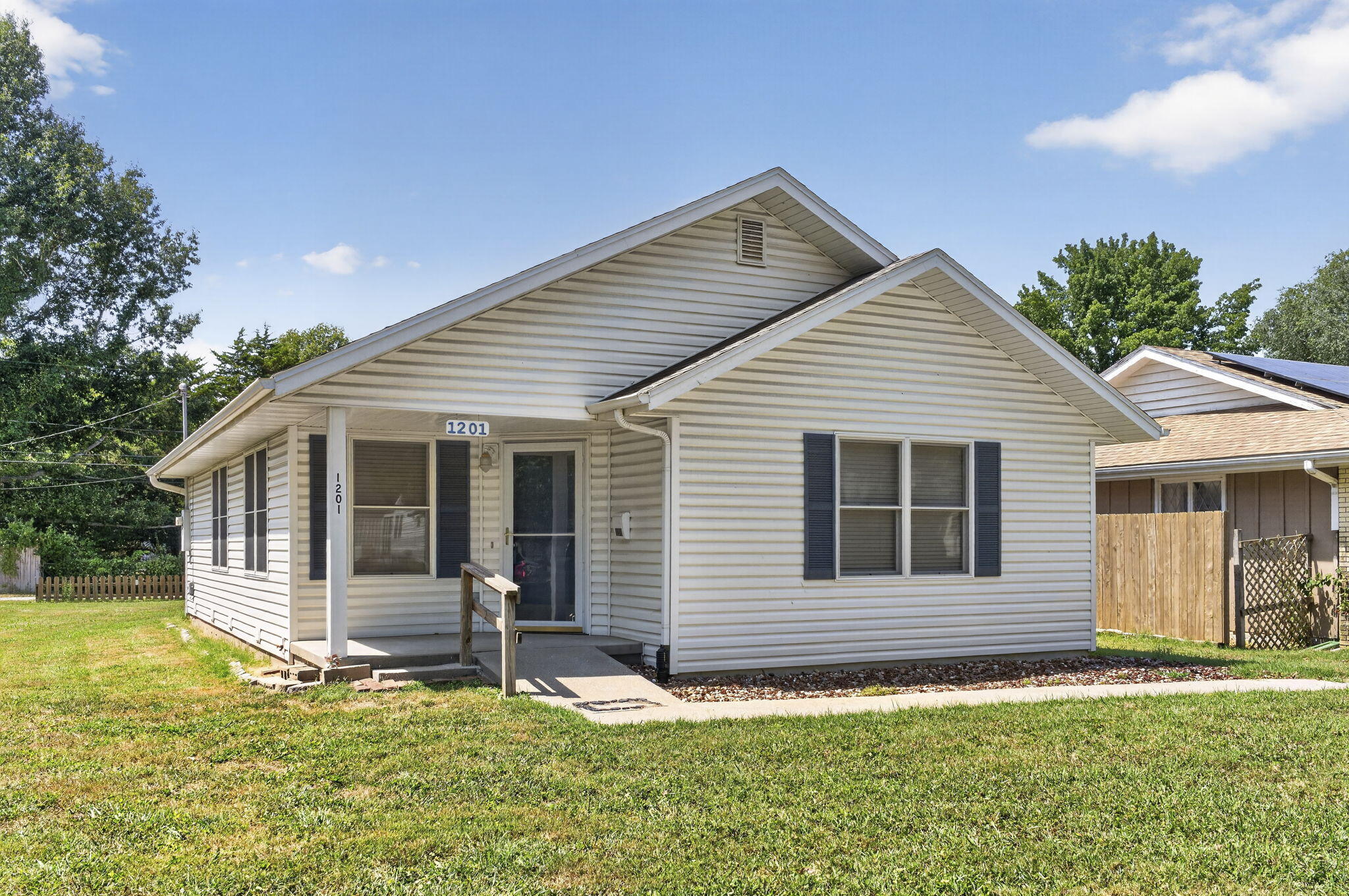 1201 S Florence Avenue, Springfield MO 65807
