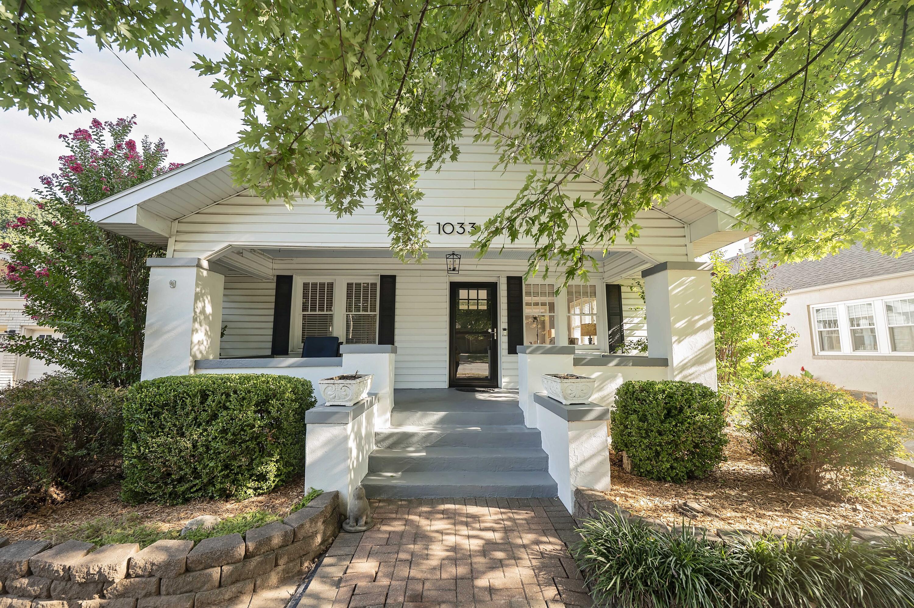 1033 E Stanford Street, Springfield MO 65807
