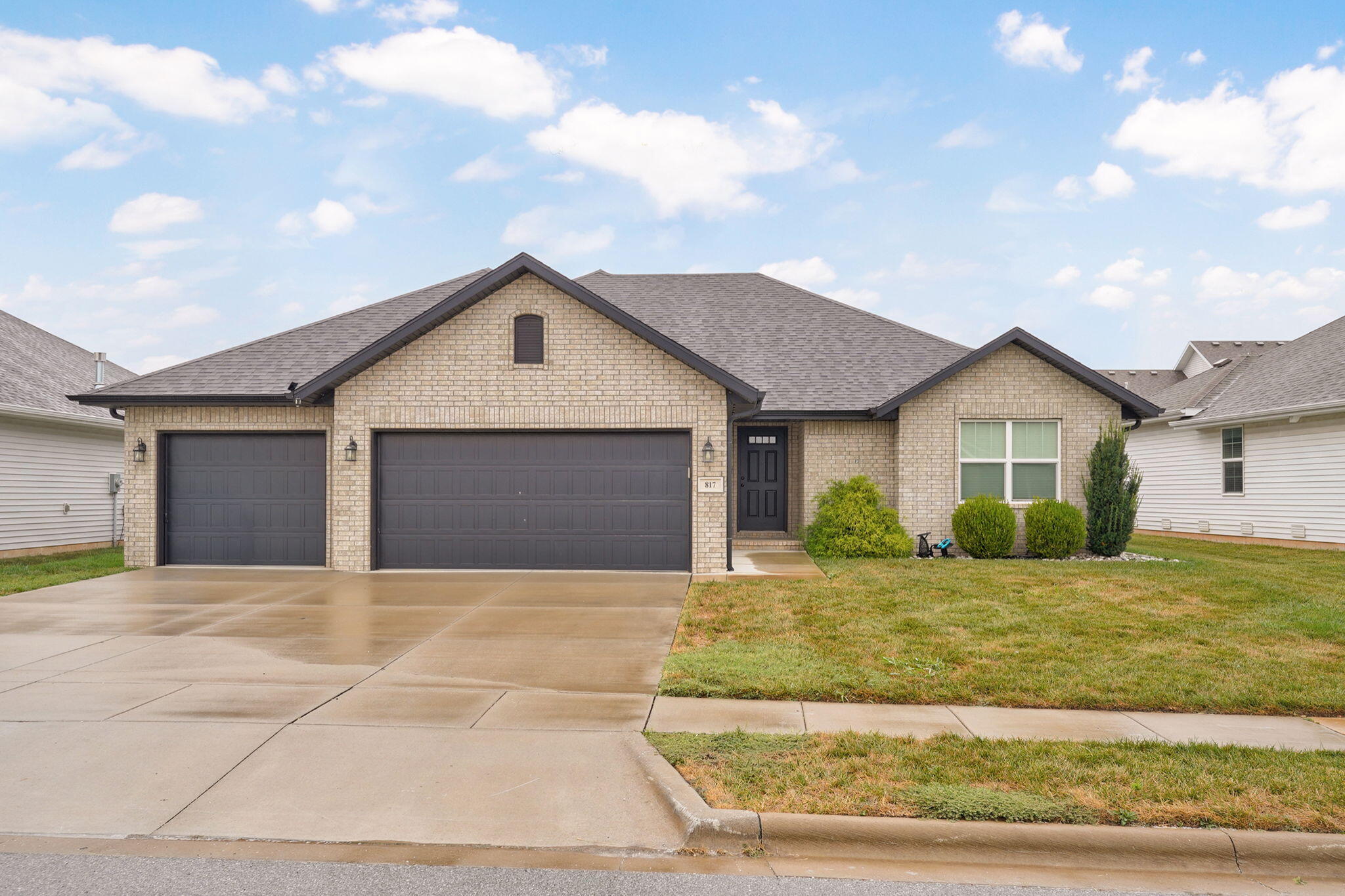 817 S Ridgemont Drive, Nixa MO 65714