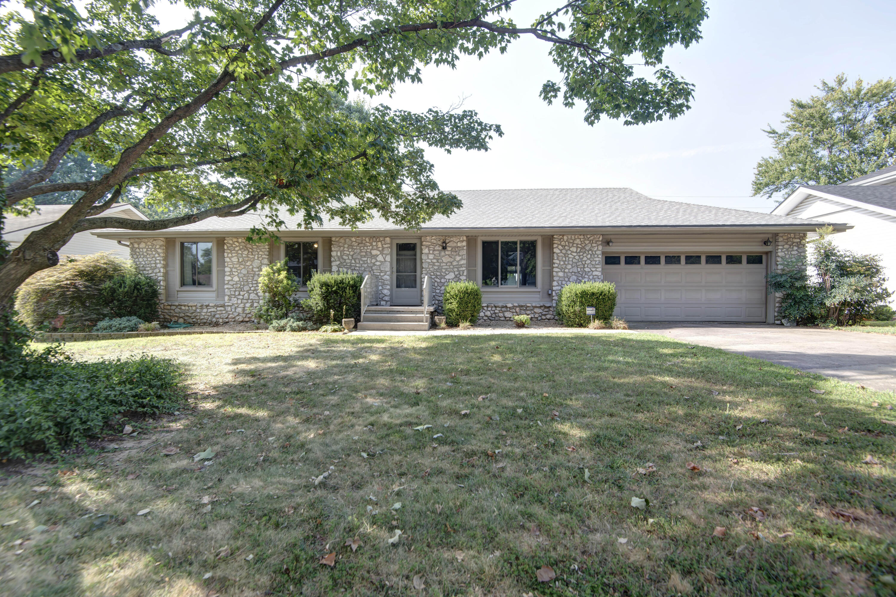 506 E Kingsley Street, Springfield MO 65807