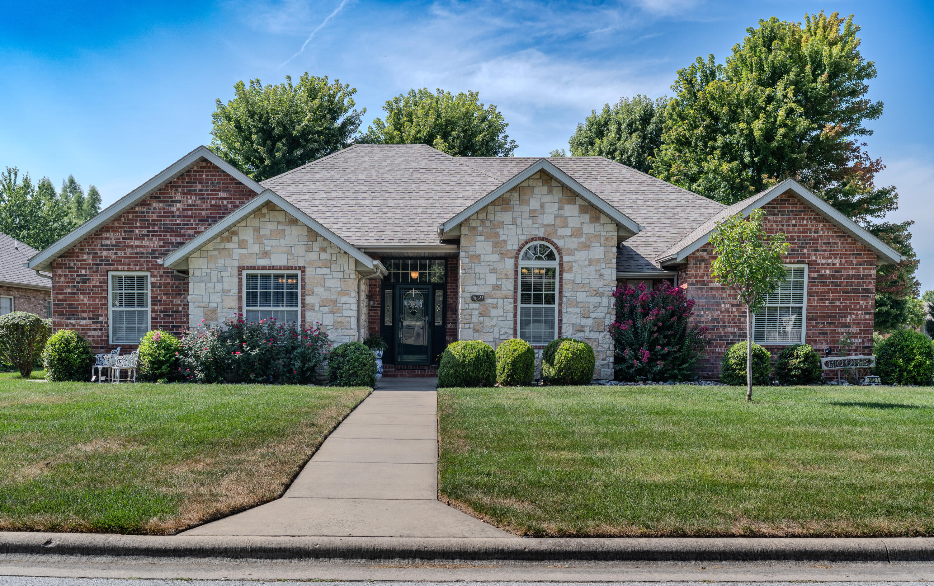 5621 N 10th Avenue, Ozark MO 65721