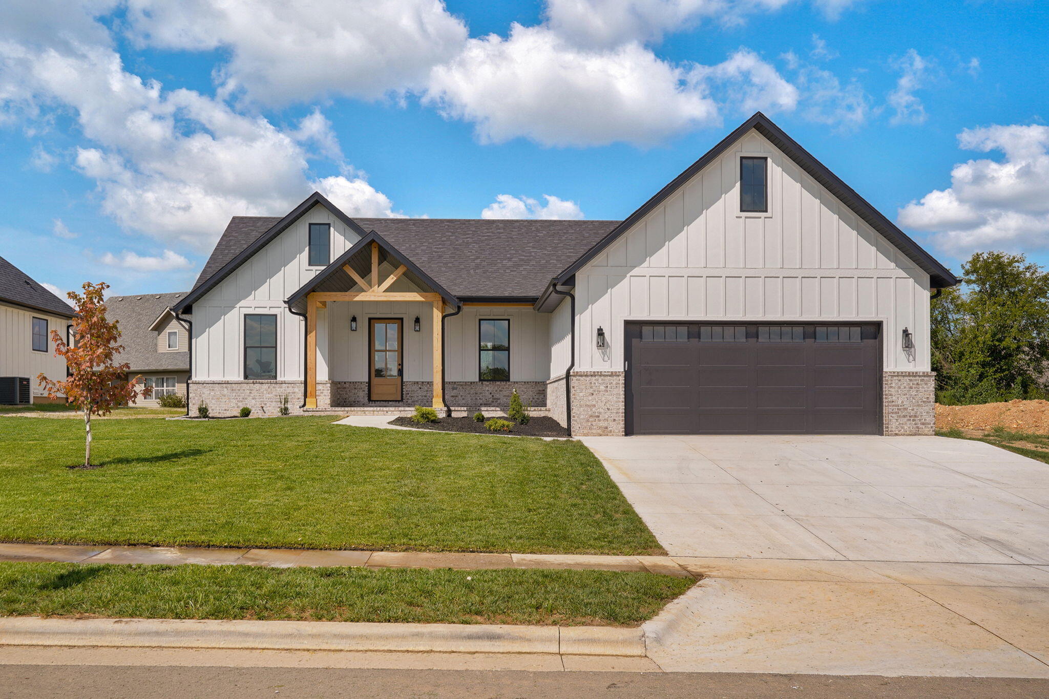 484 Bailiwick Drive, Rogersville MO 65742