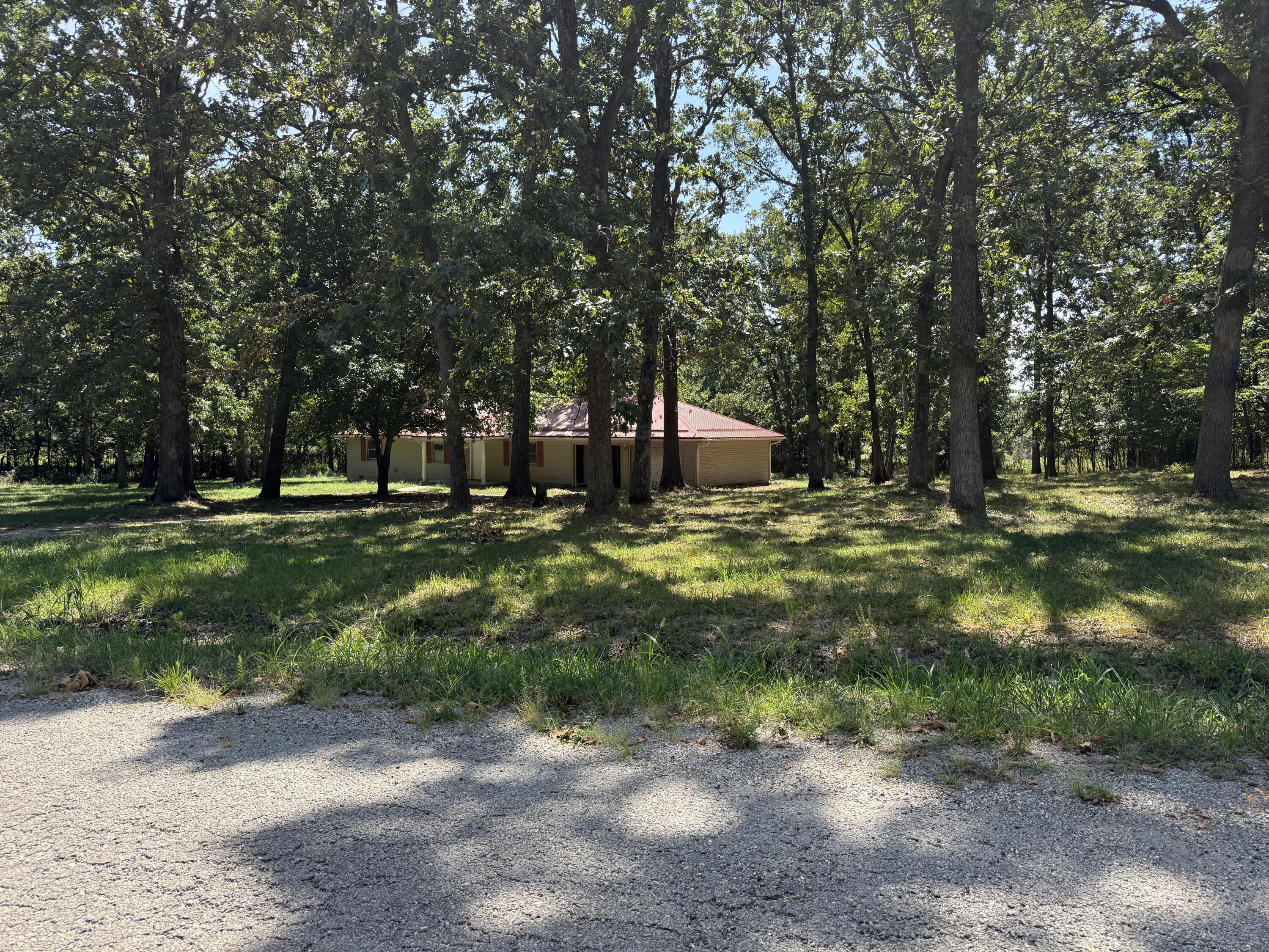 1032 Roanoke Lane, Marshfield MO 65706