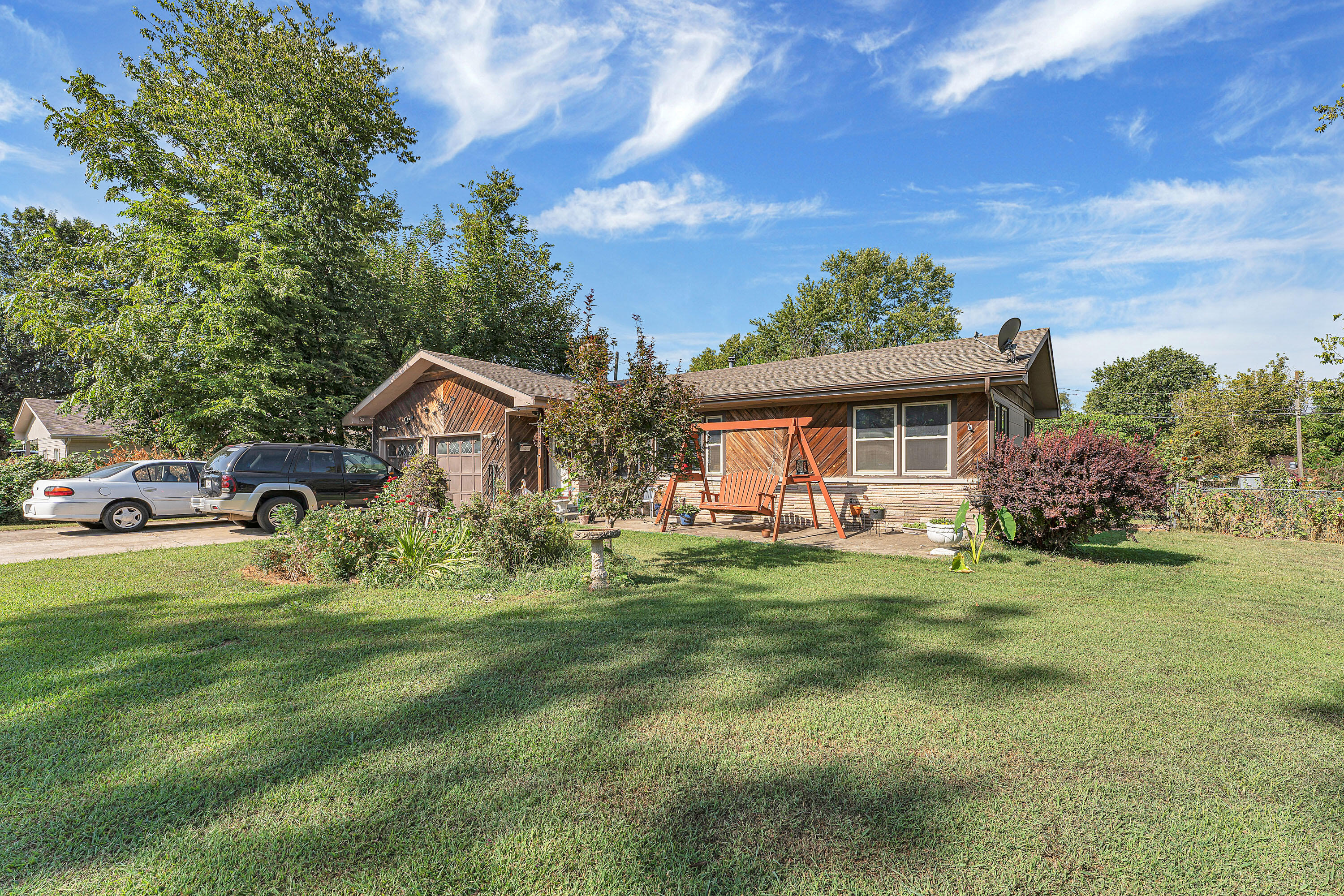 515 S West Avenue, Springfield MO 65806