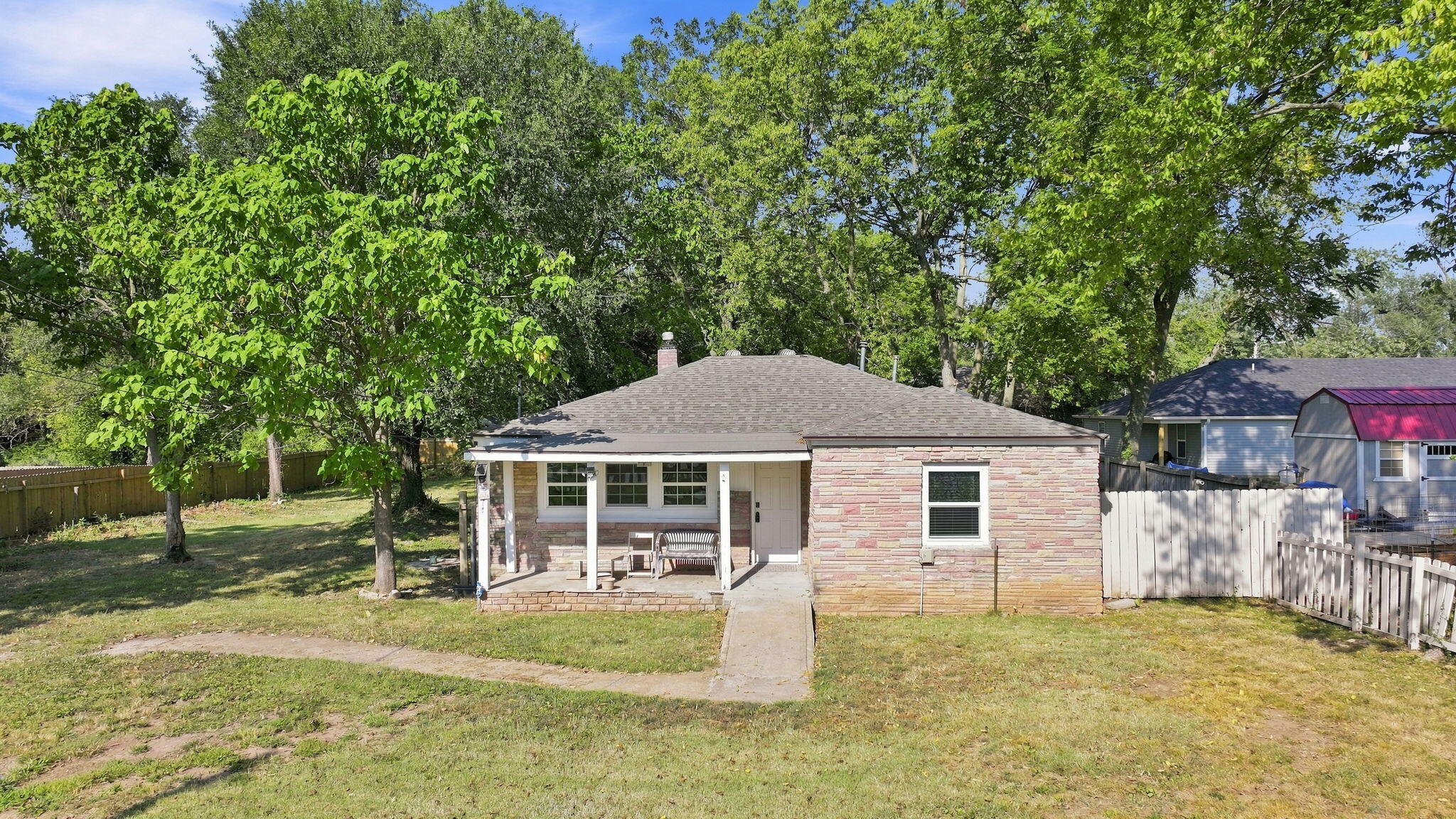617 N Hillcrest Avenue, Springfield MO 65802