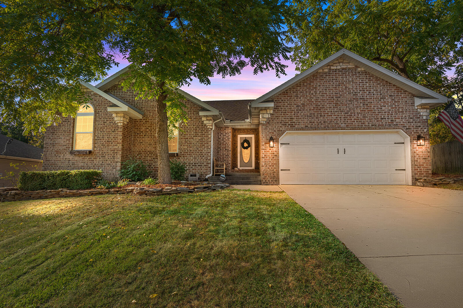 108 W Twin Oak Drive, Nixa MO 65714