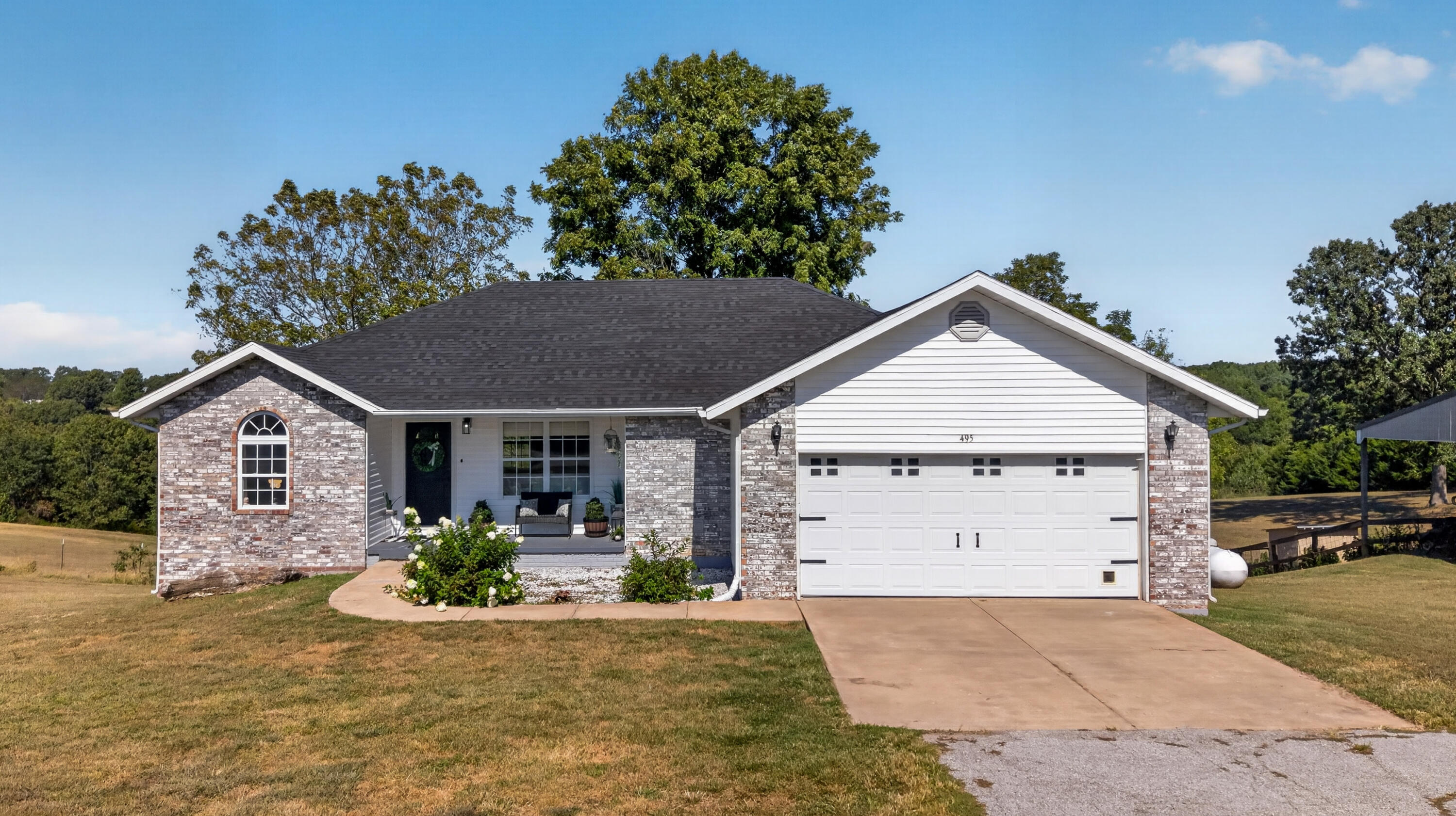 495 Bear Ridge, Highlandville MO 65669
