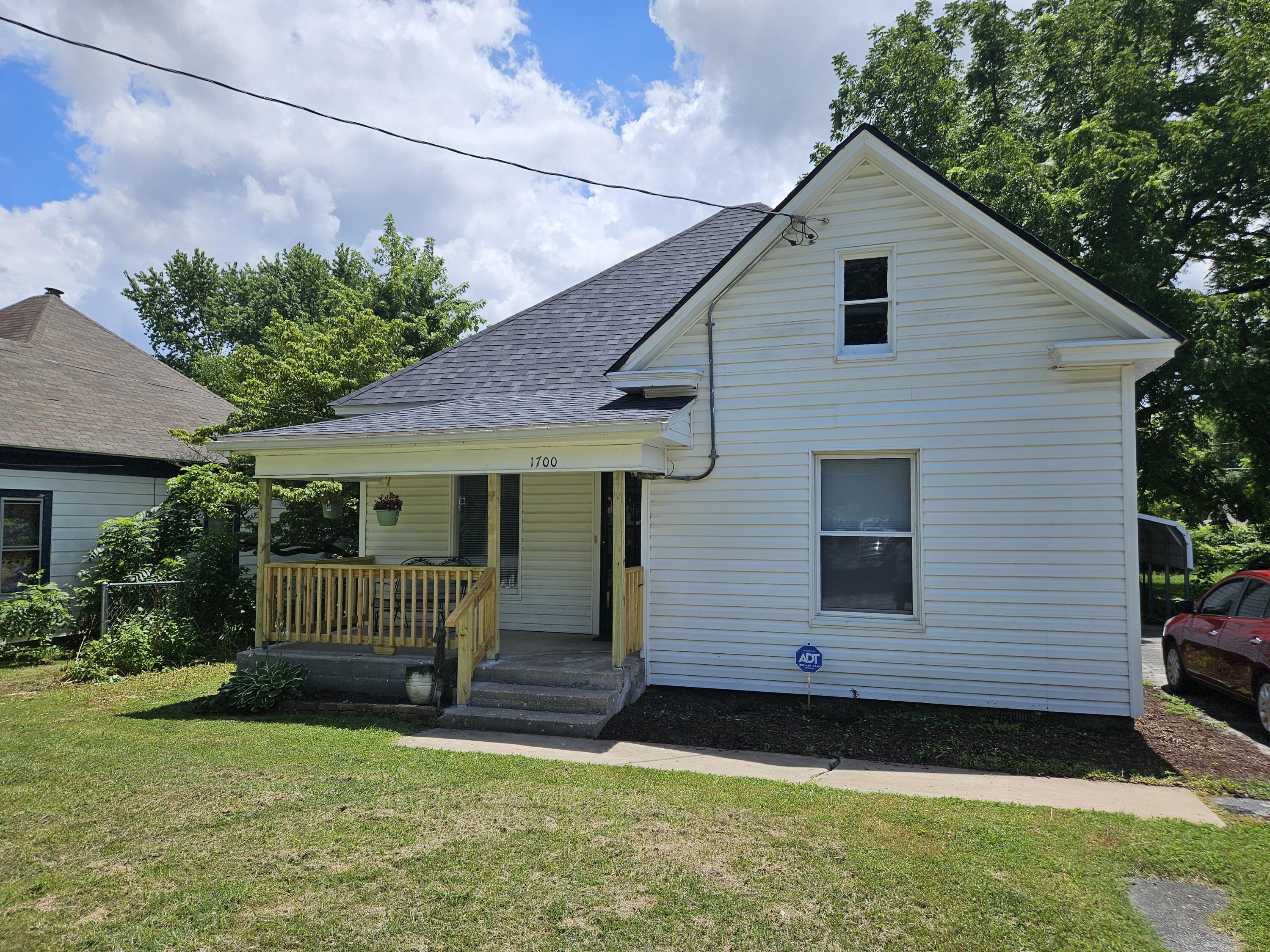 1700 W Atlantic Street, Springfield MO 65803