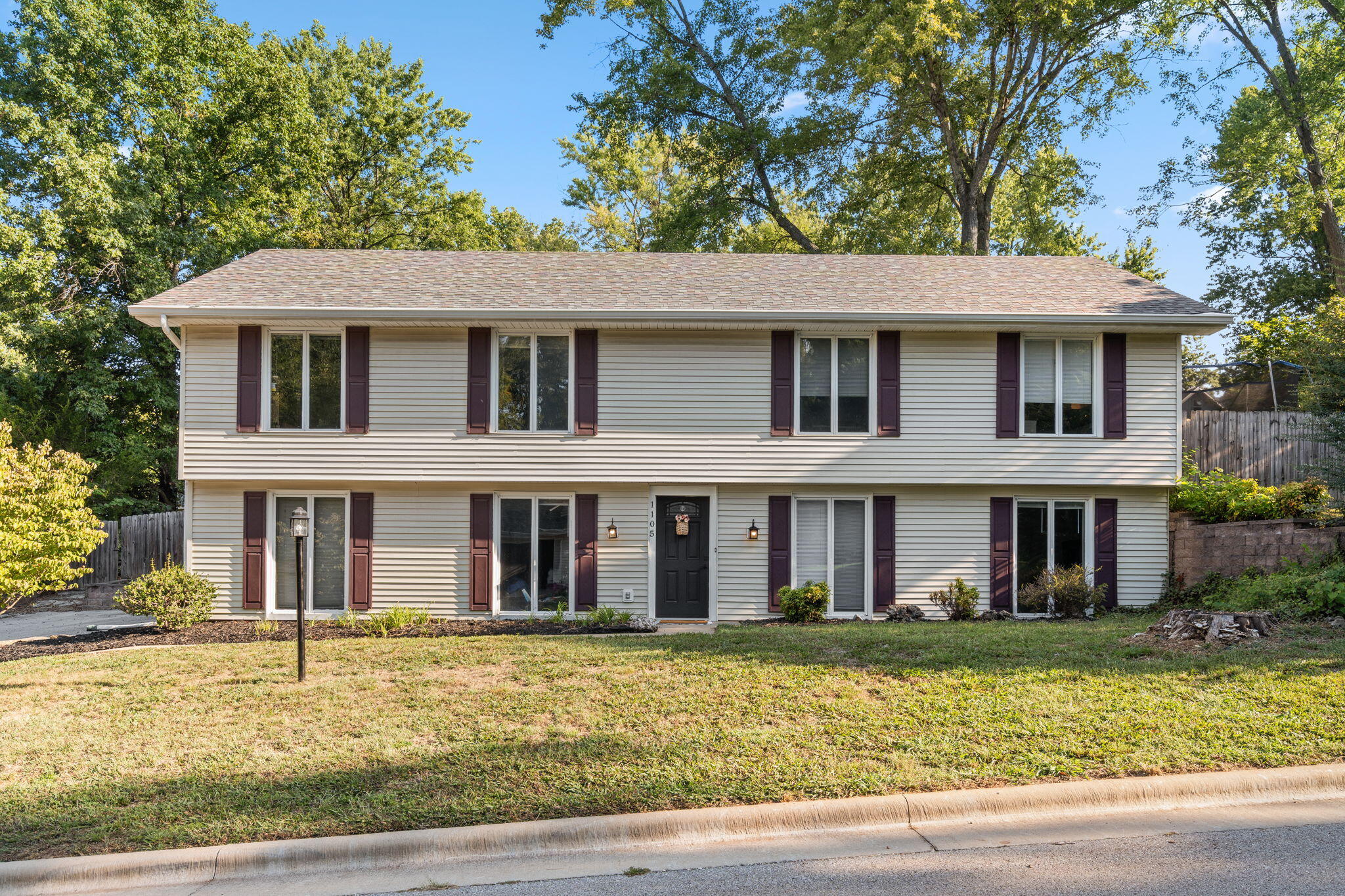 1105 E Summerhill Street, Ozark MO 65721