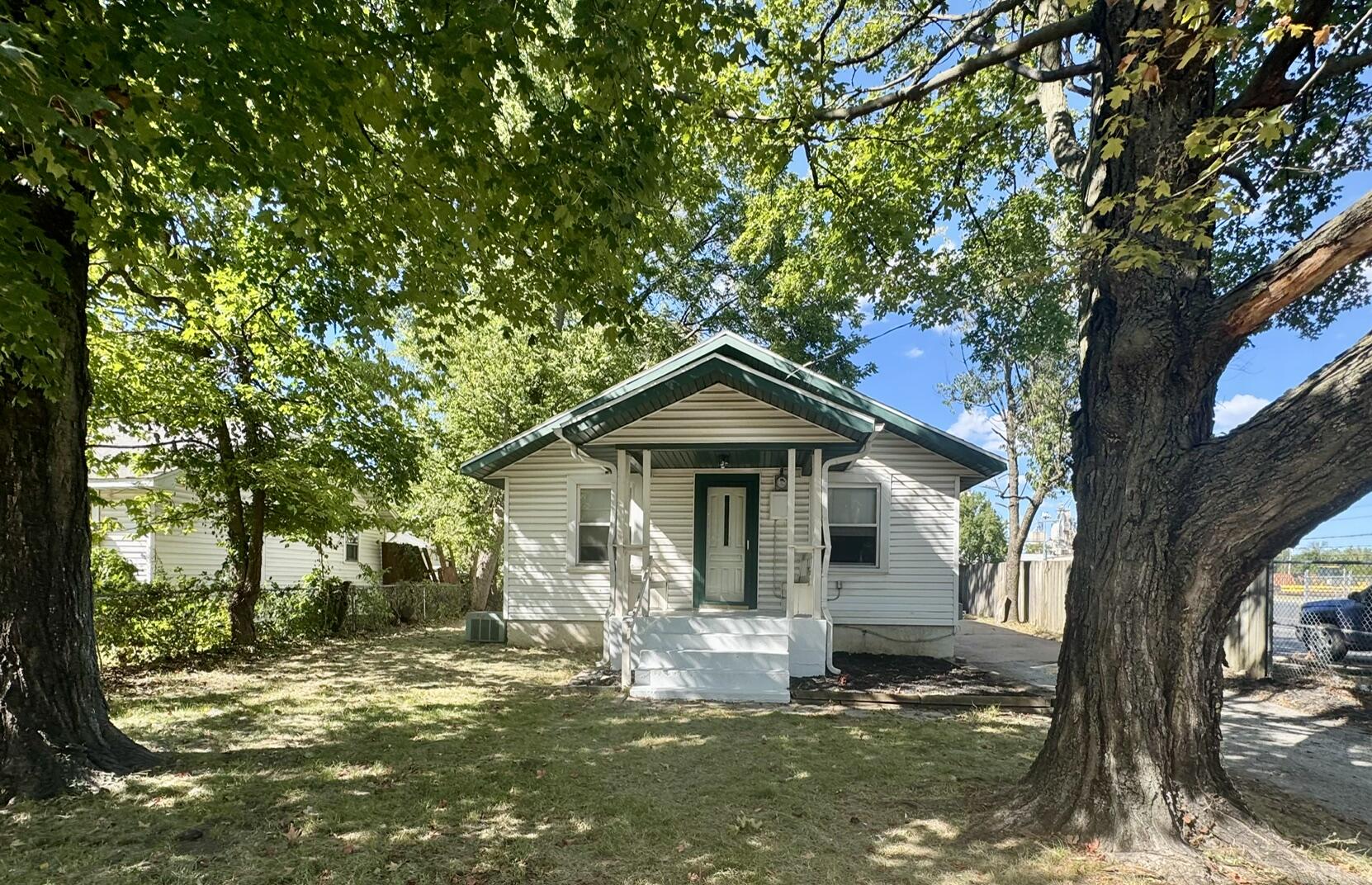 1411 W Lynn Street, Springfield MO 65802